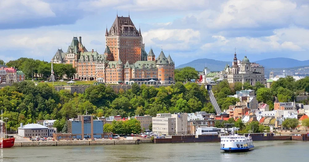 Exploring La ville de Québec &amp; New England
