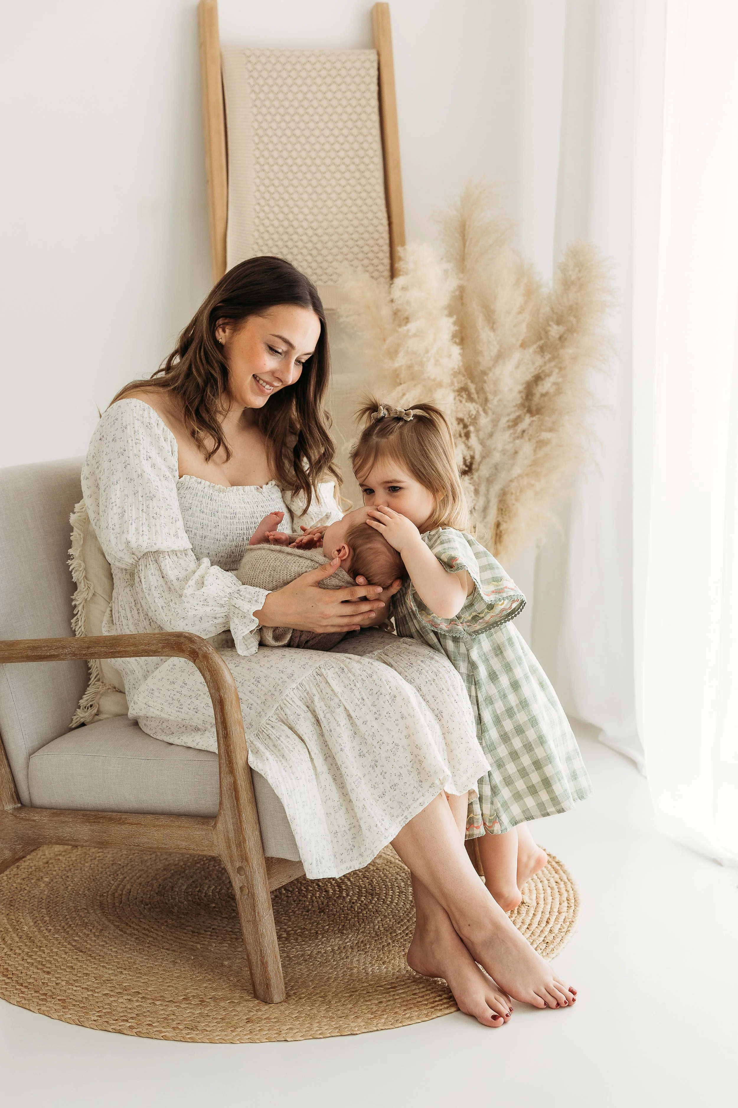 Newborn Session - Ines Henderson Photography-2.jpg