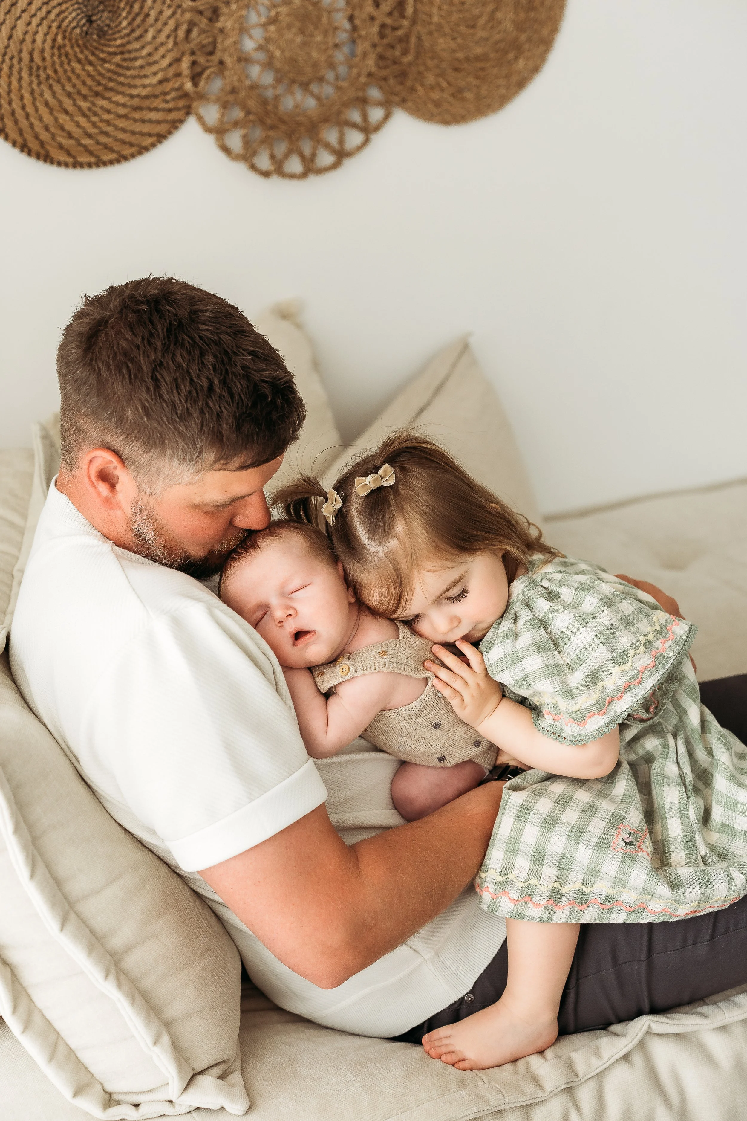 Newborn Session - Ines Henderson Photography-9.jpg