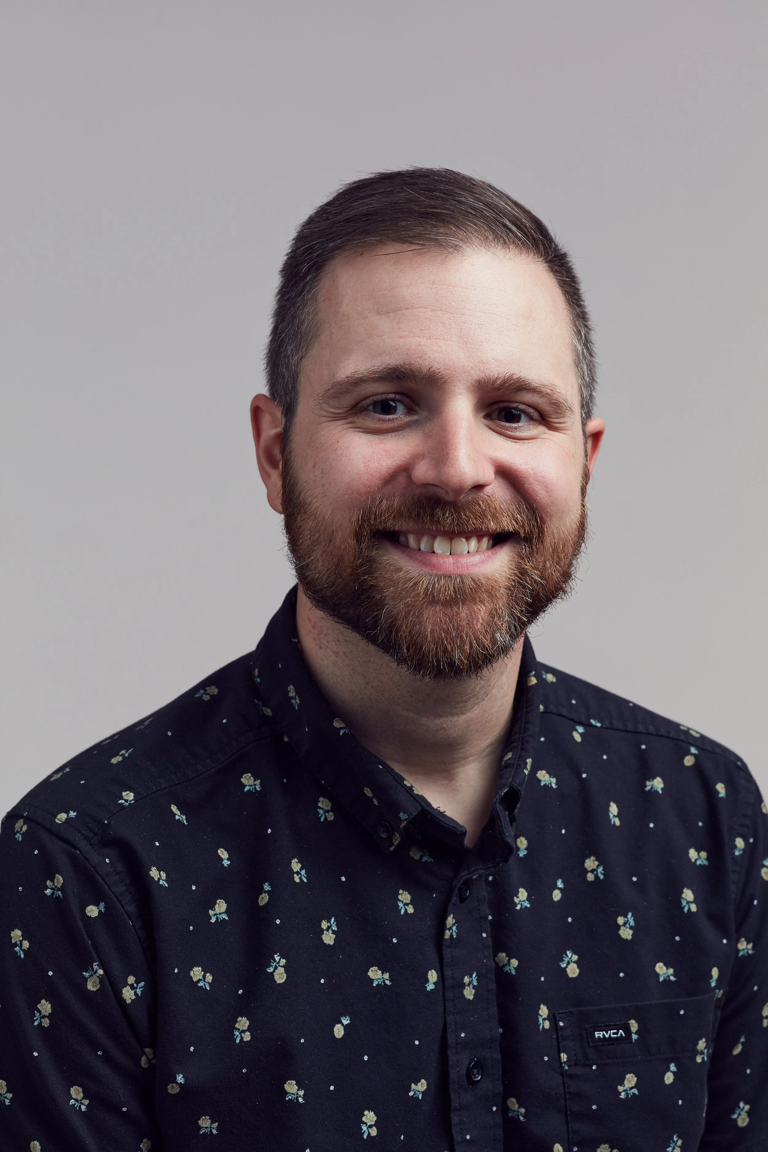Tom Smeaton's professional headshot