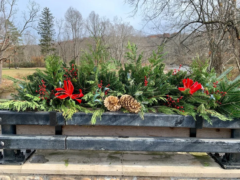 Winter bridge box