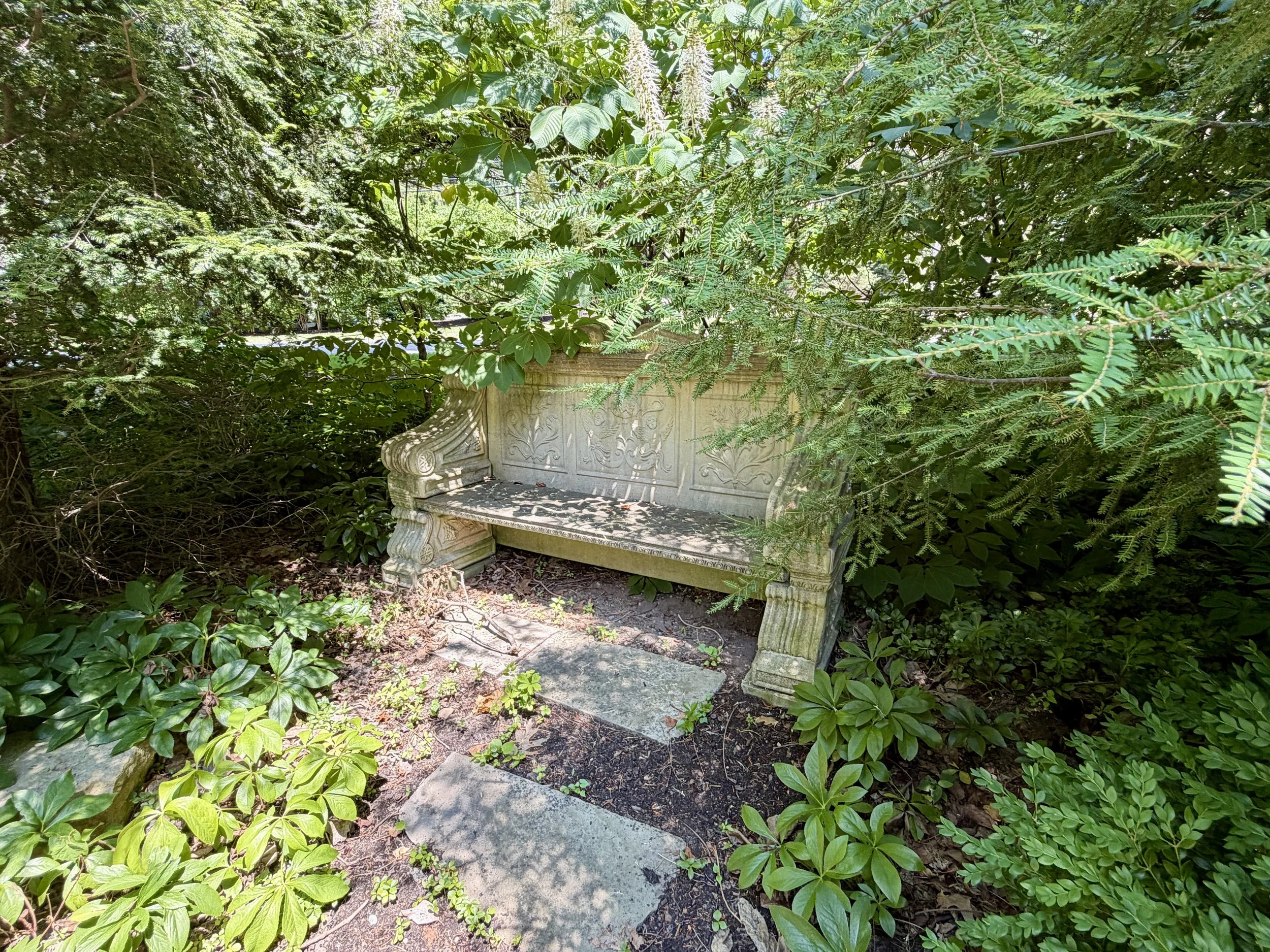 Secret bench