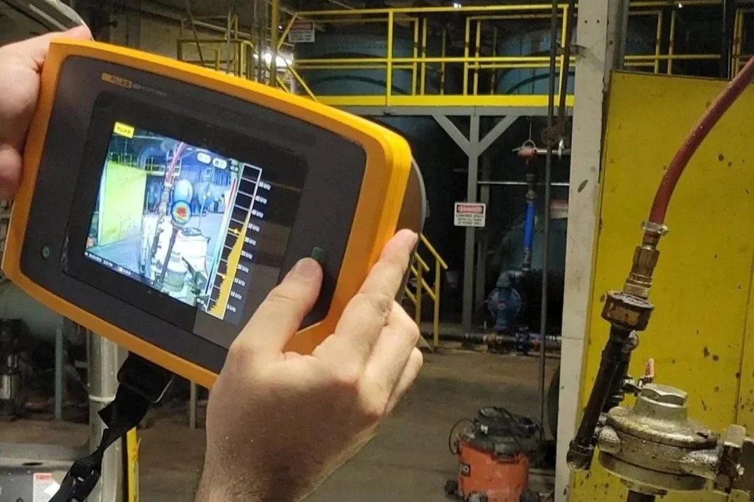 Compressor-Leak-Detect-Survey-Industrial-Fluke4%2B-%2BCopy.jpg