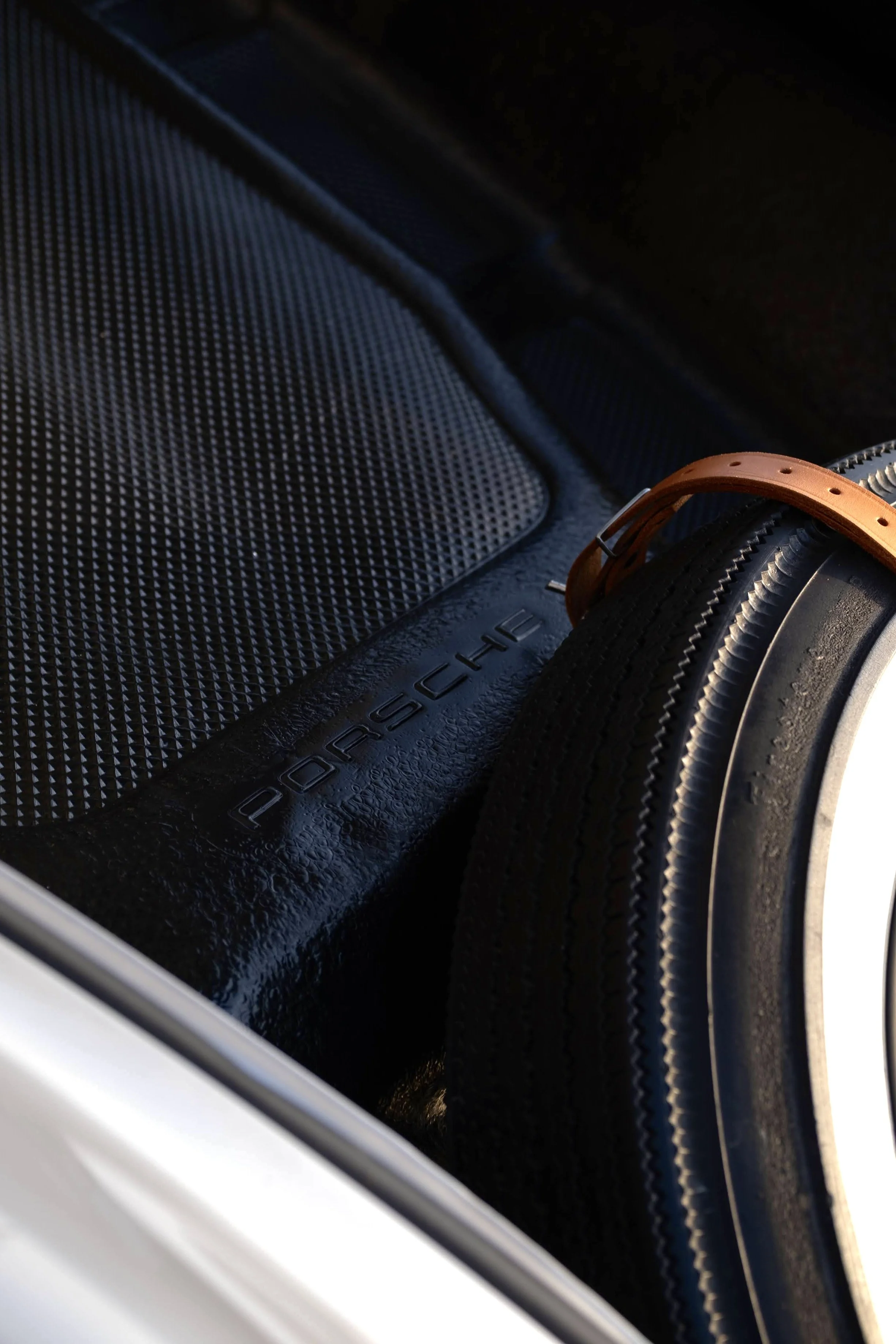 porsche_sample_13.jpg