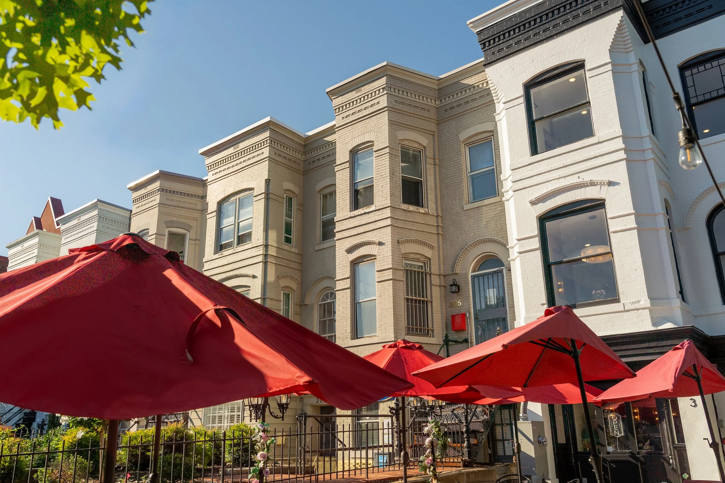   041 305-307 Massachusetts Ave NE.jpg