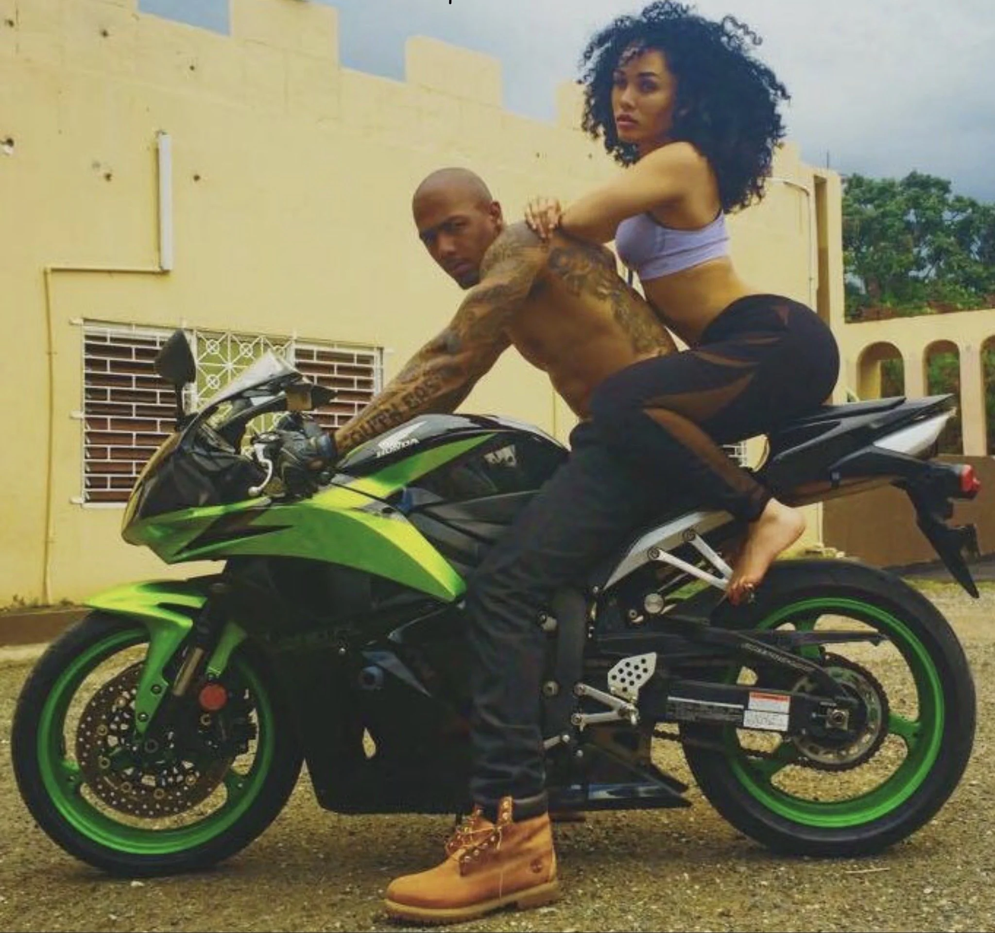Outcher Black Bike Week Myrtle Beach, SC - Motion 