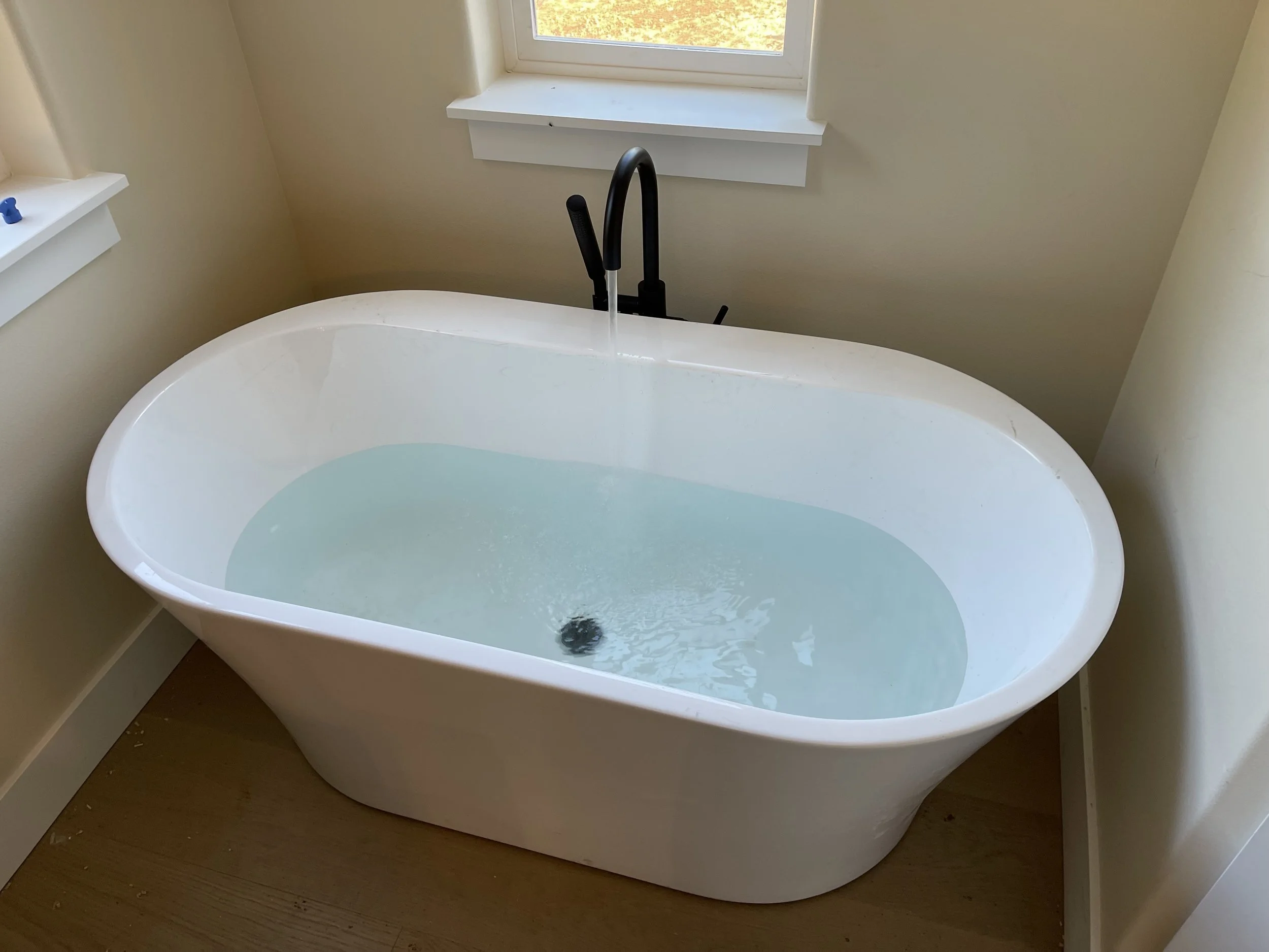 Tub.jpg