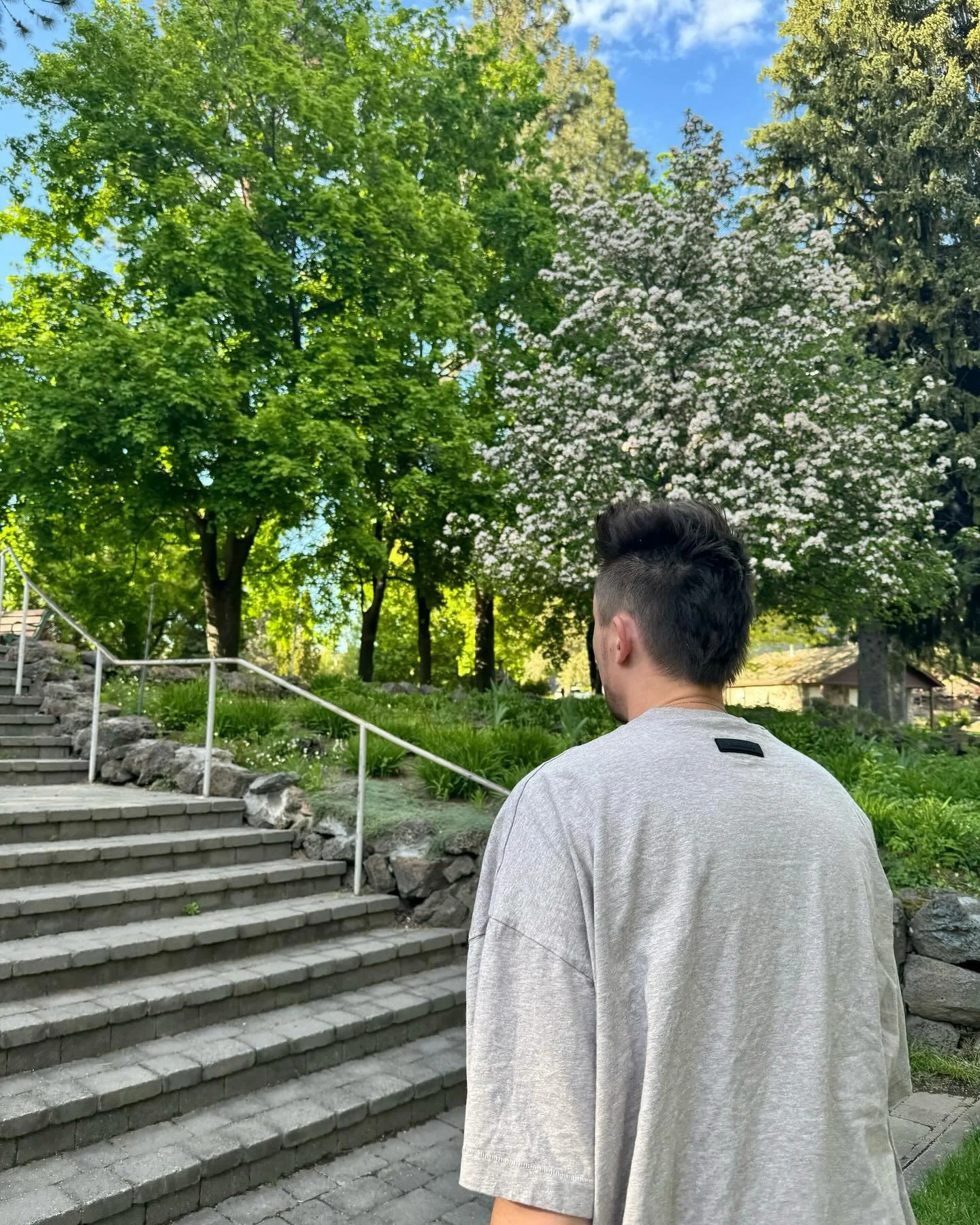 Bend, OR. 10/10, Highly recommend!

#oregon #bend #roadtrip
