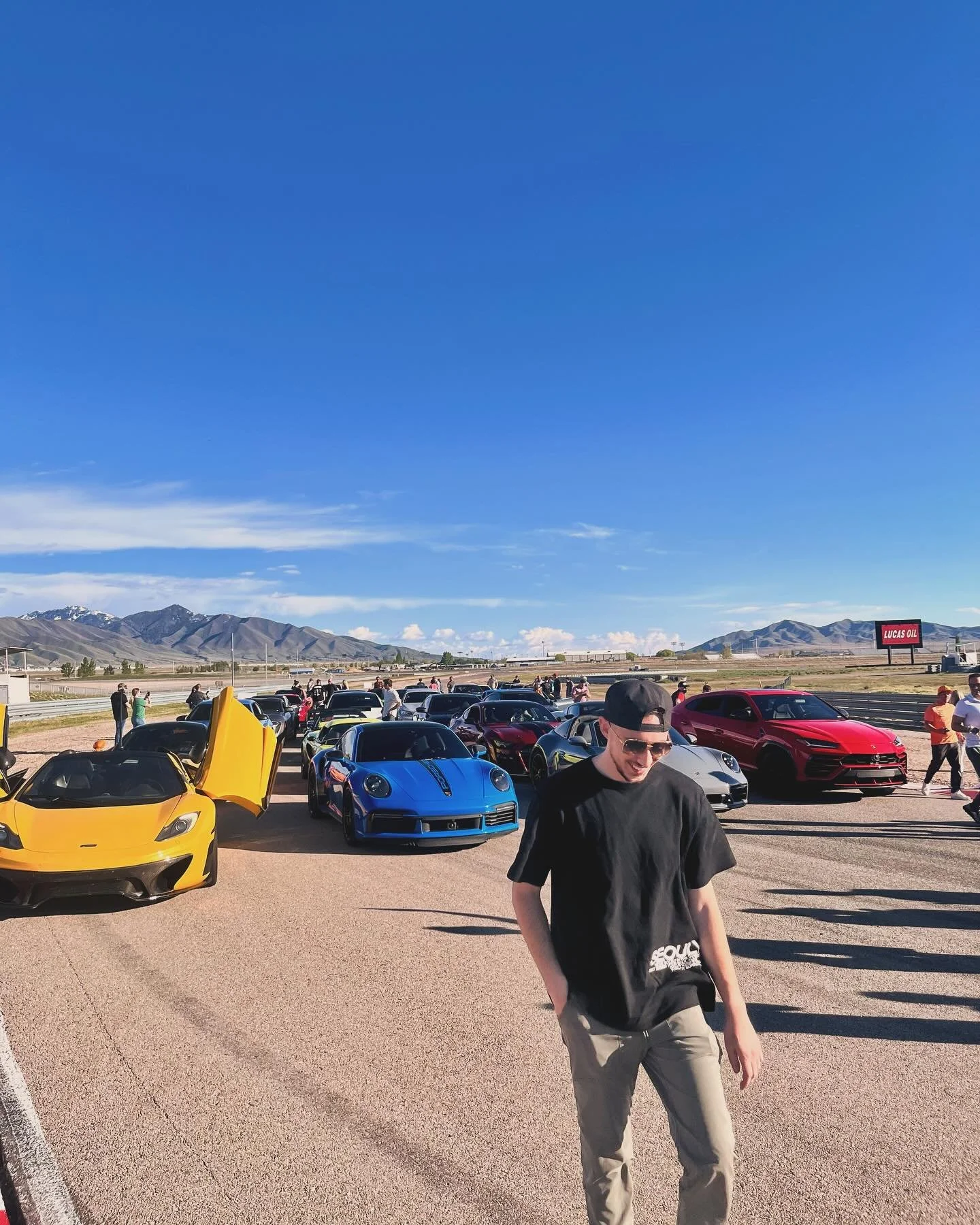 Car stuff 🤙🏻

 Thanks @automotiveaddictionmuseum for hosting a sick event! 

PC: @carswithjosh 

#roadrally #utah #porsche #mclaren #exoticcars