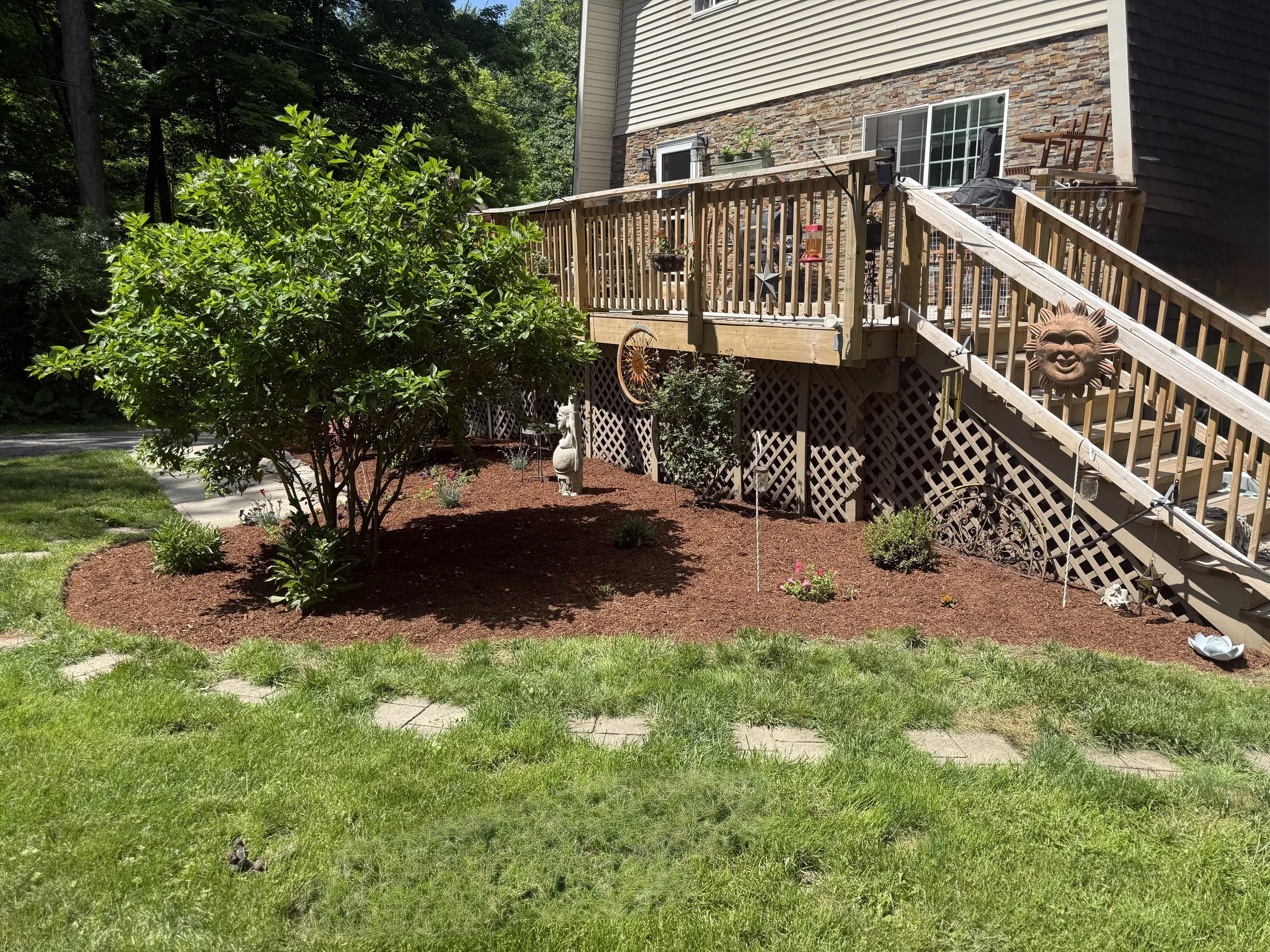 CRWD New Deck and Mulch Bed