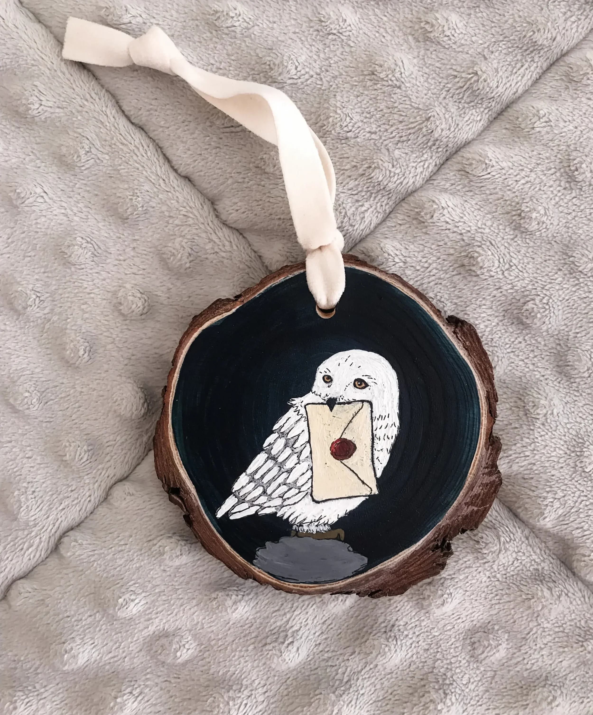 Handpainted+Custom+Ornament+Hedwig.webp