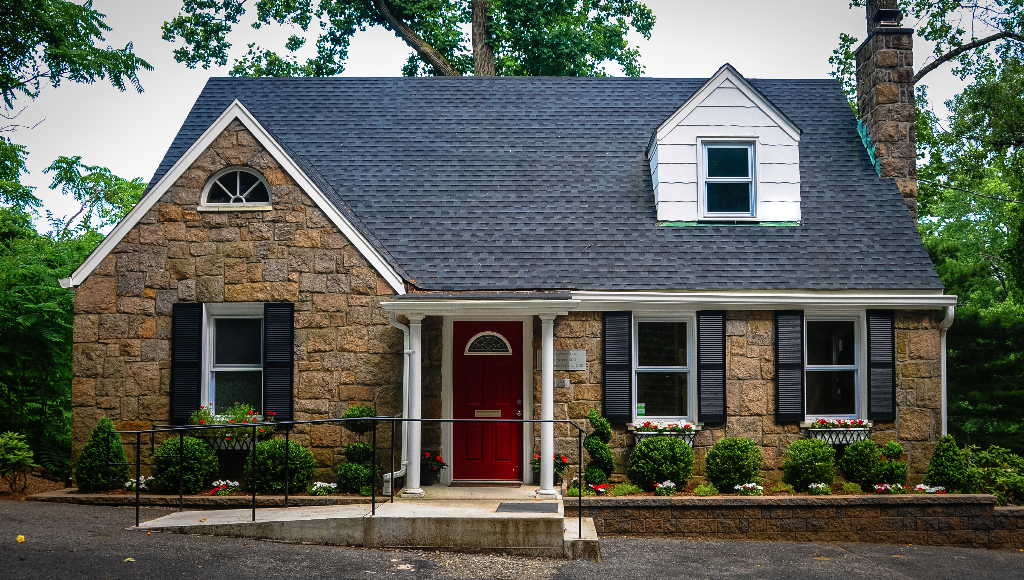 DiMaggio Family Dental building