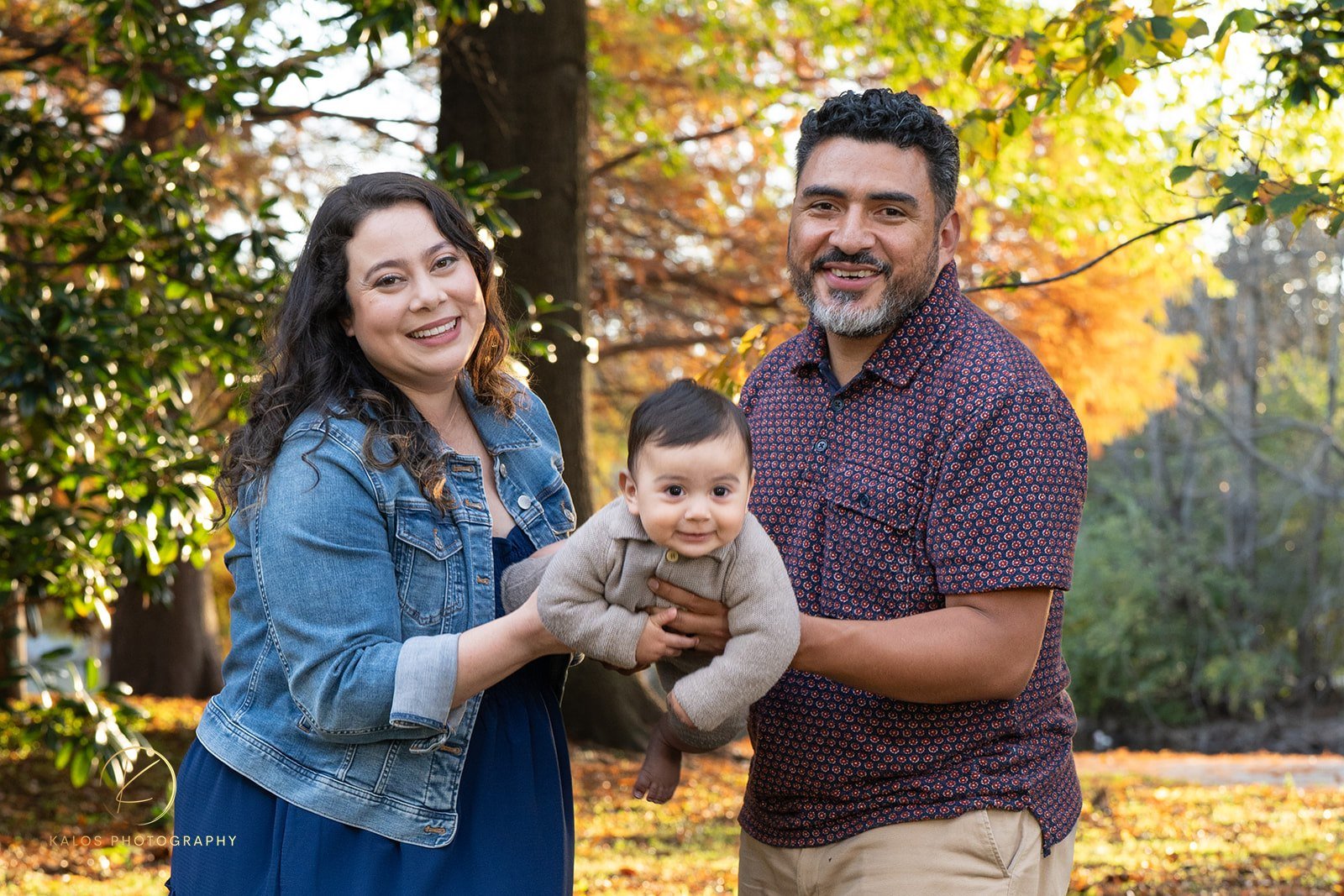Montoya Family 11.24-14_websize.jpg