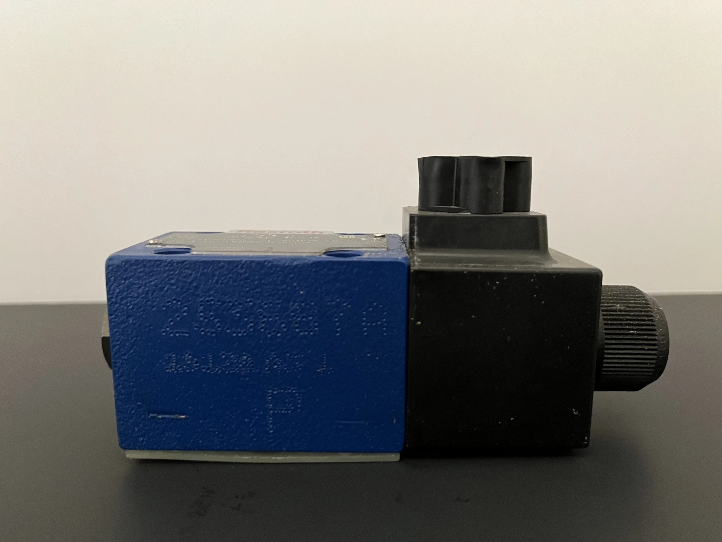 Rexroth Solenoid Valve 4WE 6 Y62