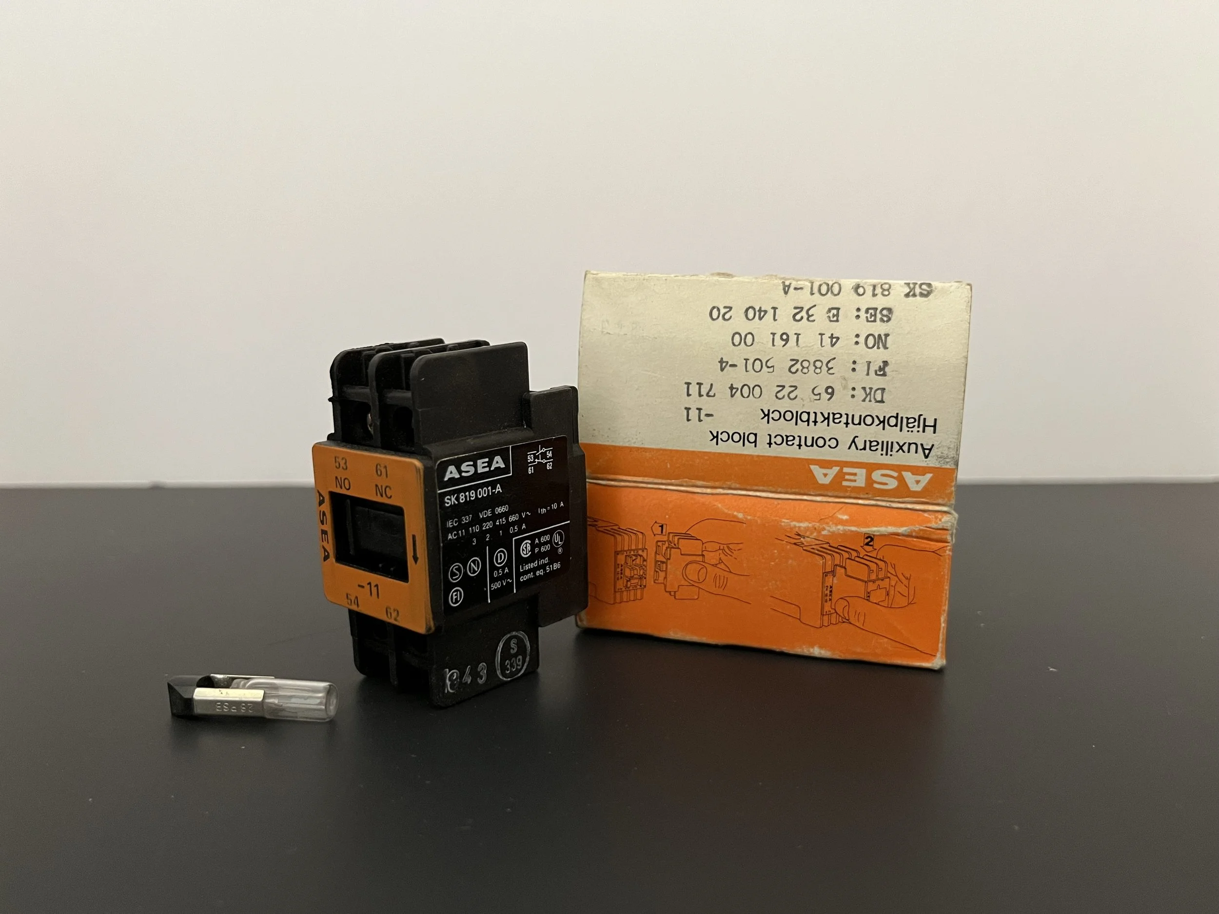 ASEA Auxiliary Contact Block SK813311-AF