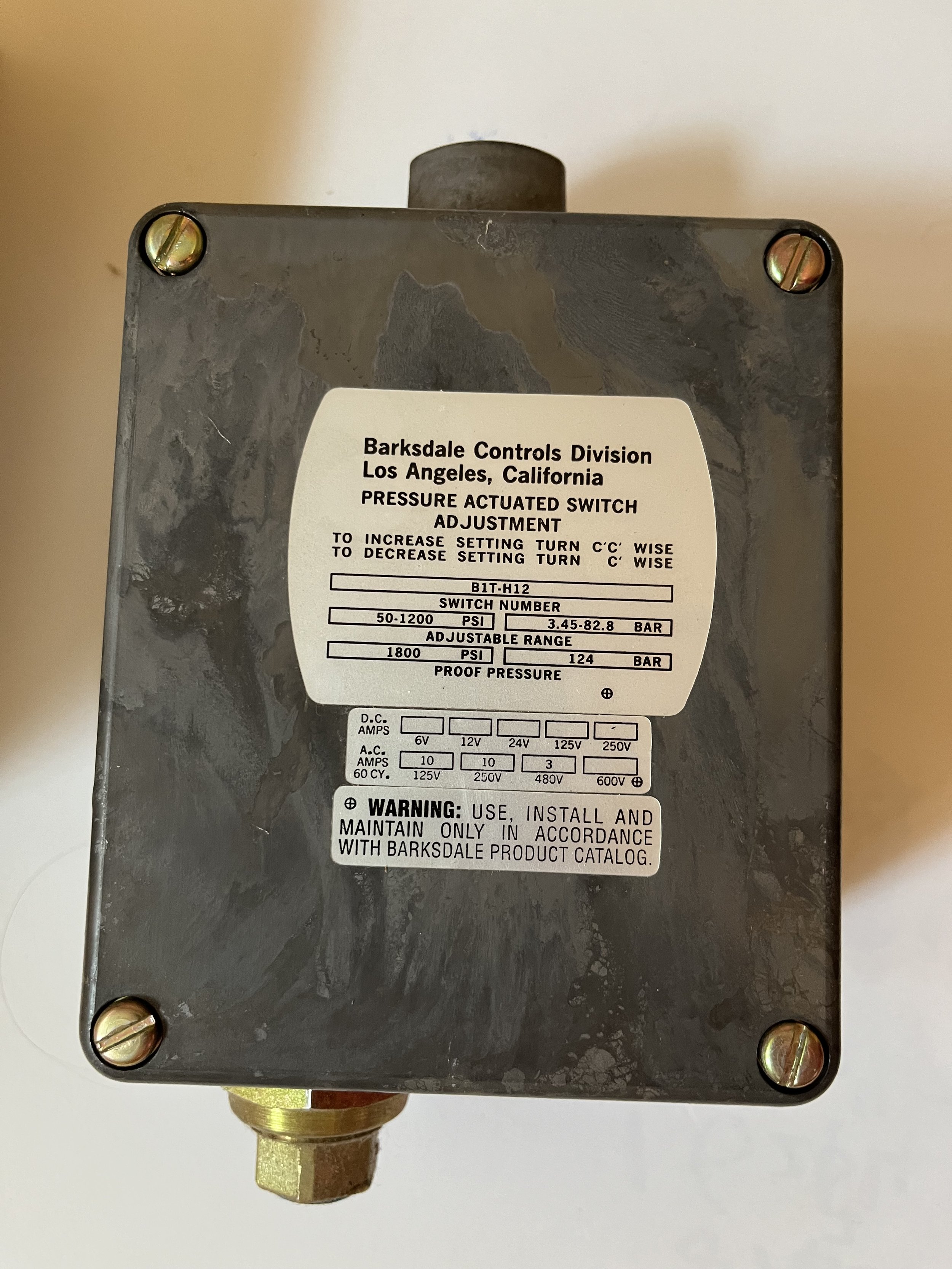Barksdale Pressure Switch B1T-H12