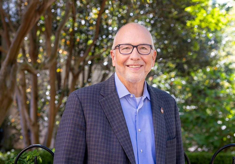 Alex Molinaroli — Former Chairman & CEO, Johnson Controls 
