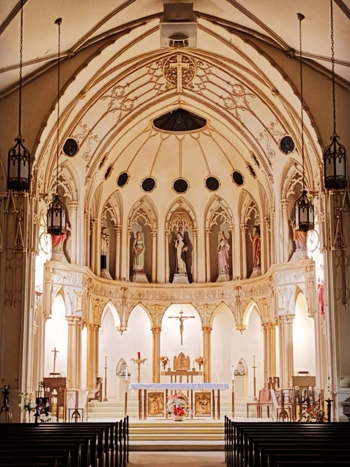 A venue with a story of its own.

Built in 1877, St. Rose Church is one of Kankakee&rsquo;s historic landmarks, known for its striking architecture, beautiful stained-glass windows, and rich connection to the community&rsquo;s history. 

For Music of