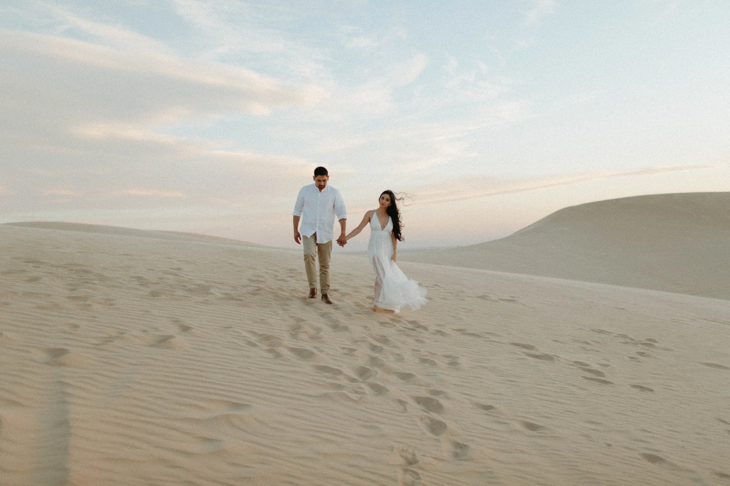 Claire &amp; Art | Glamis, California Sand Dunes Engagement