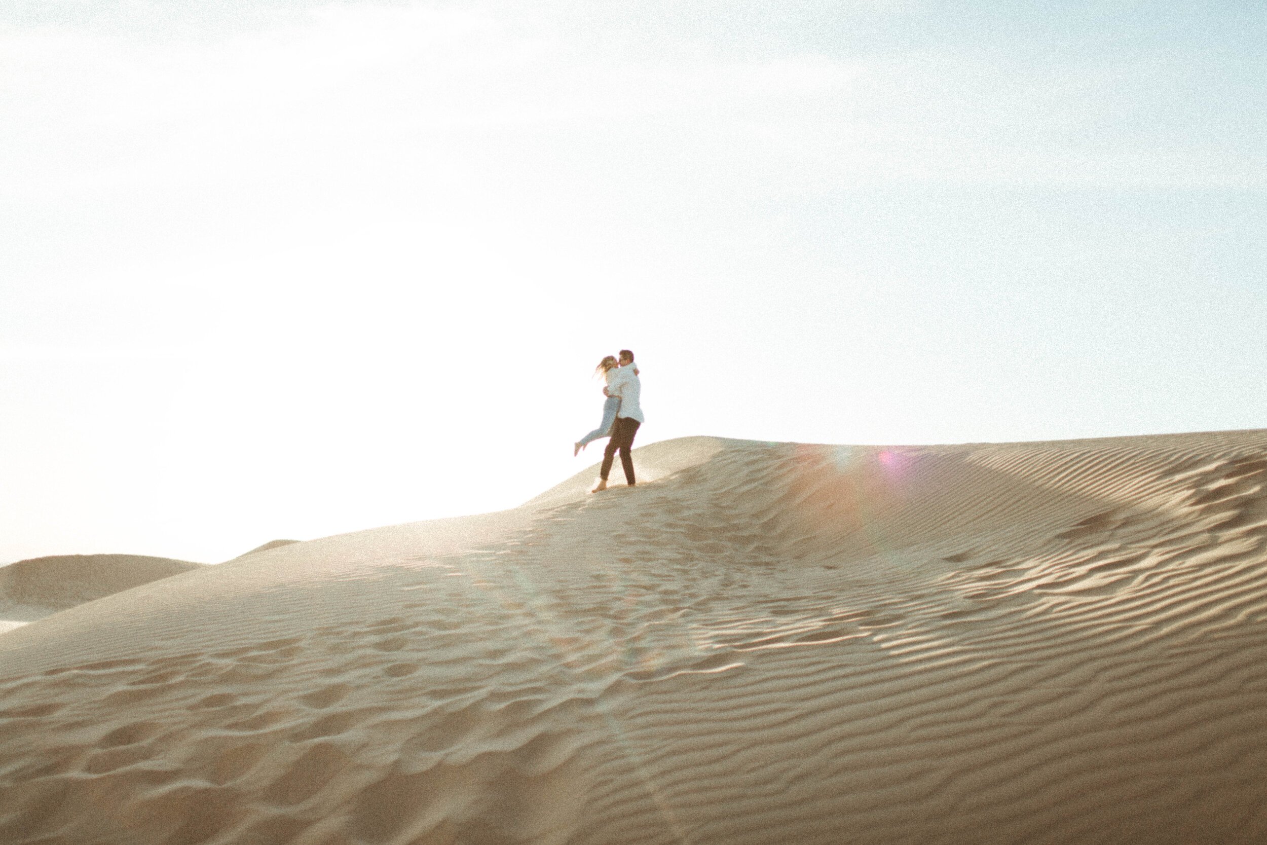 Ivane &amp; Anthony | Glamis, California Sand Dunes Engagement