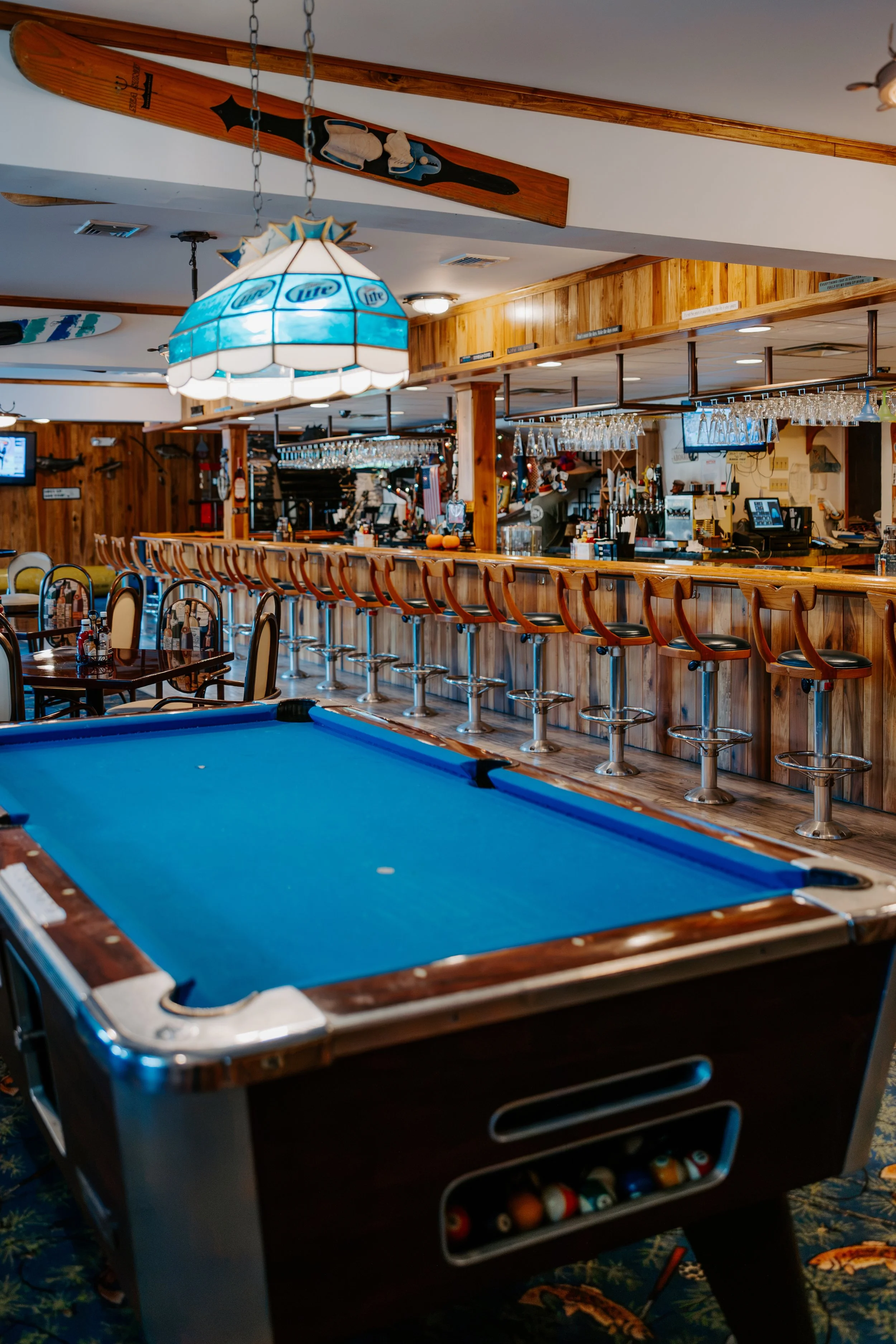 fishtales-interior-pool-table-2.jpg