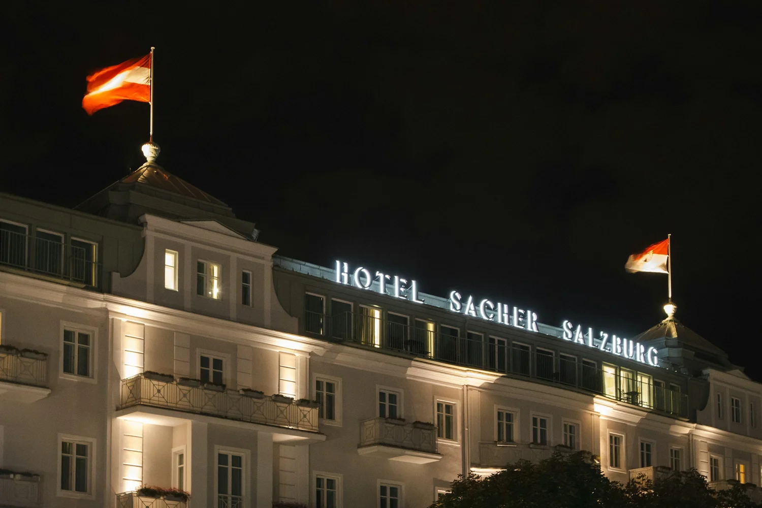 City hotel