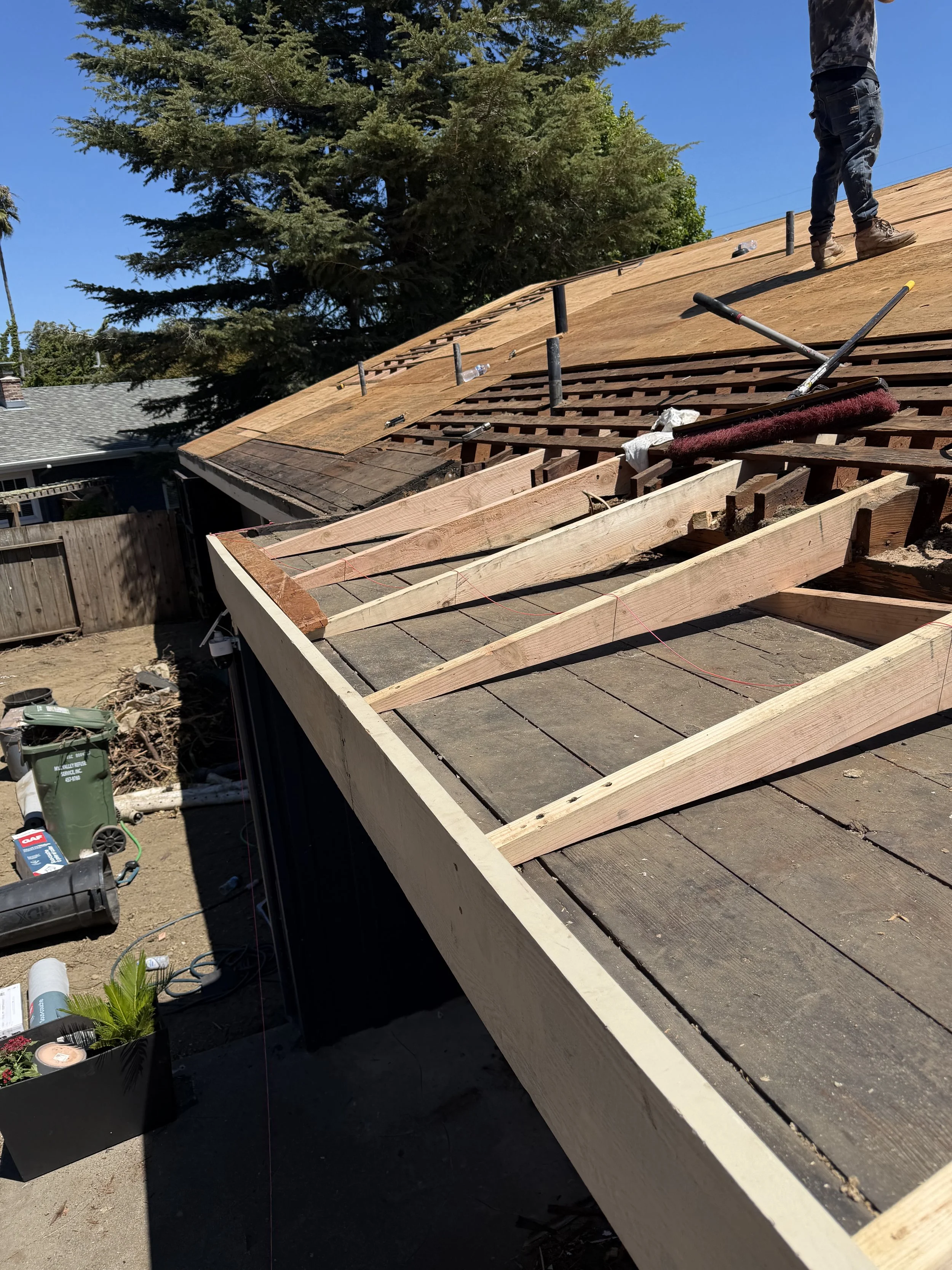 Major roof framing and structural repair