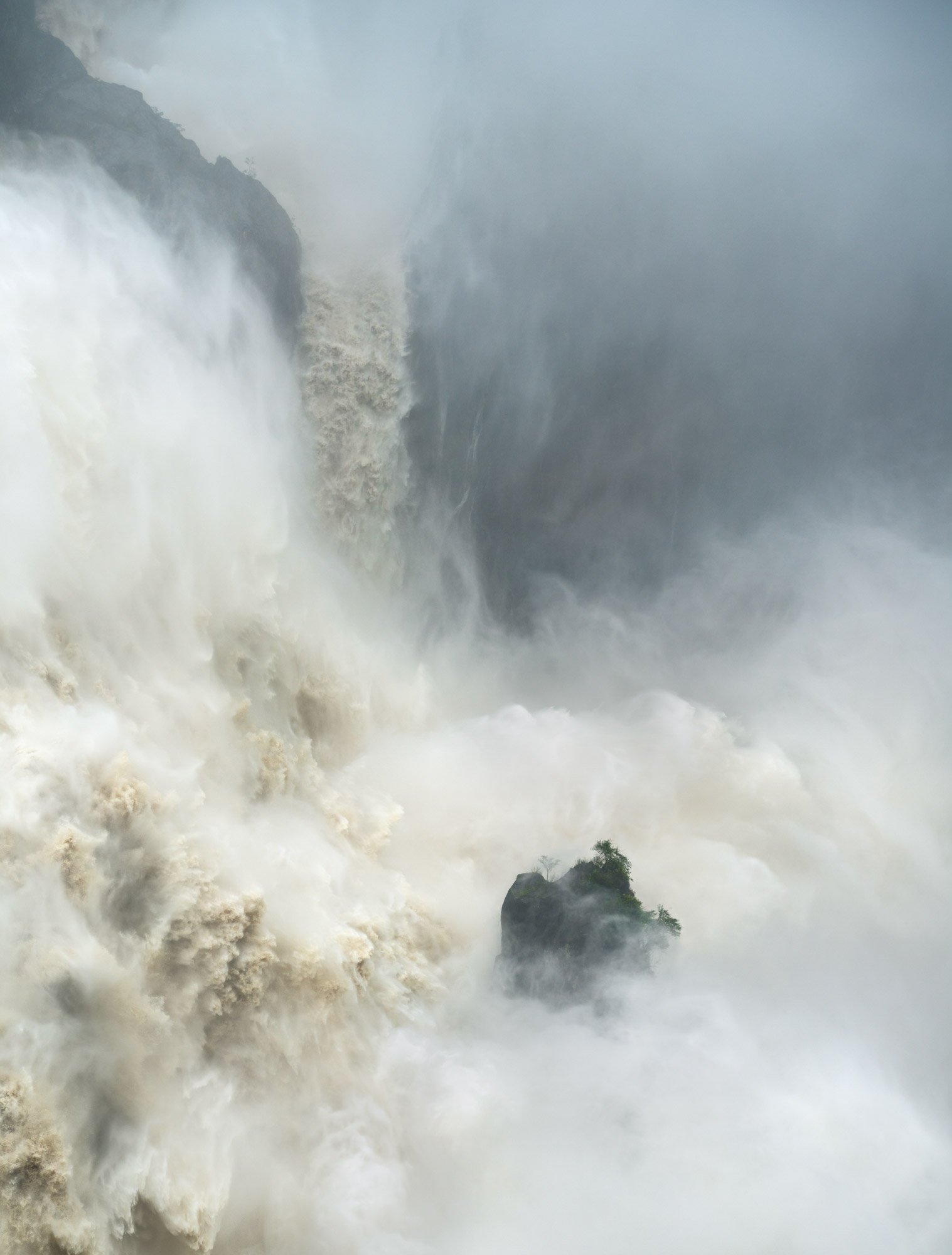 "Wet Chaos" one of my favorite shots of the Barron falls after a soaking from Cyclone Jasper