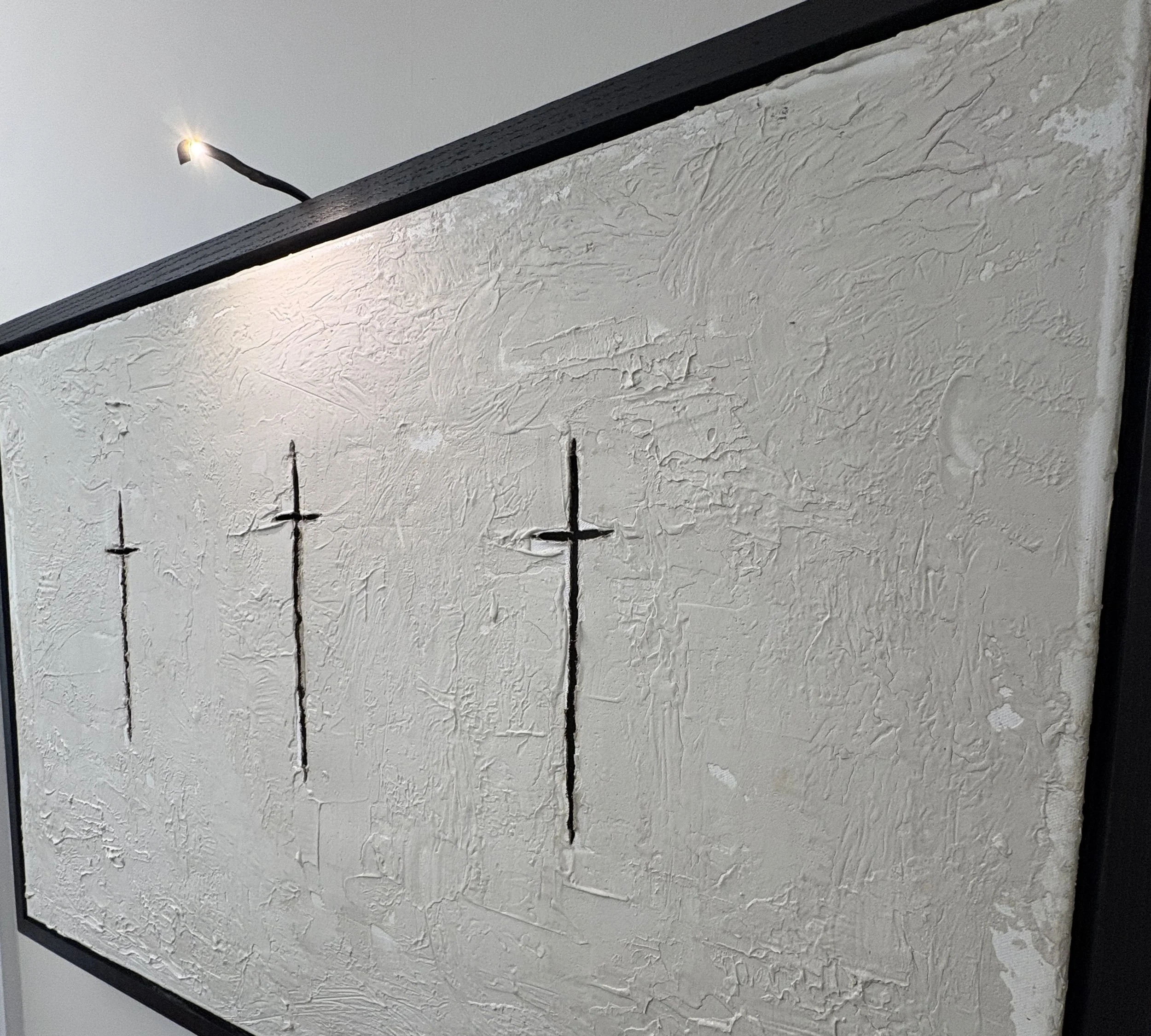 Trois Croix white v2 Black Frame (7) 