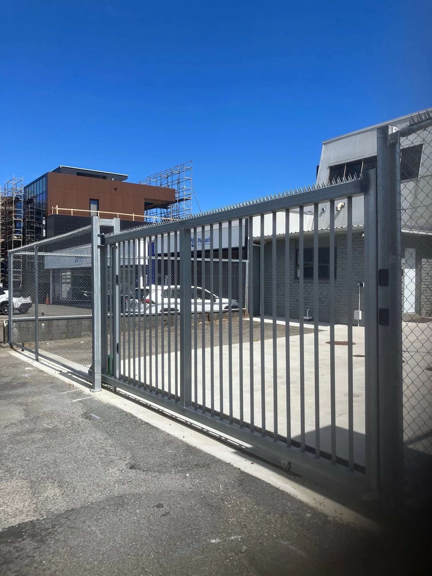 Automatic gate