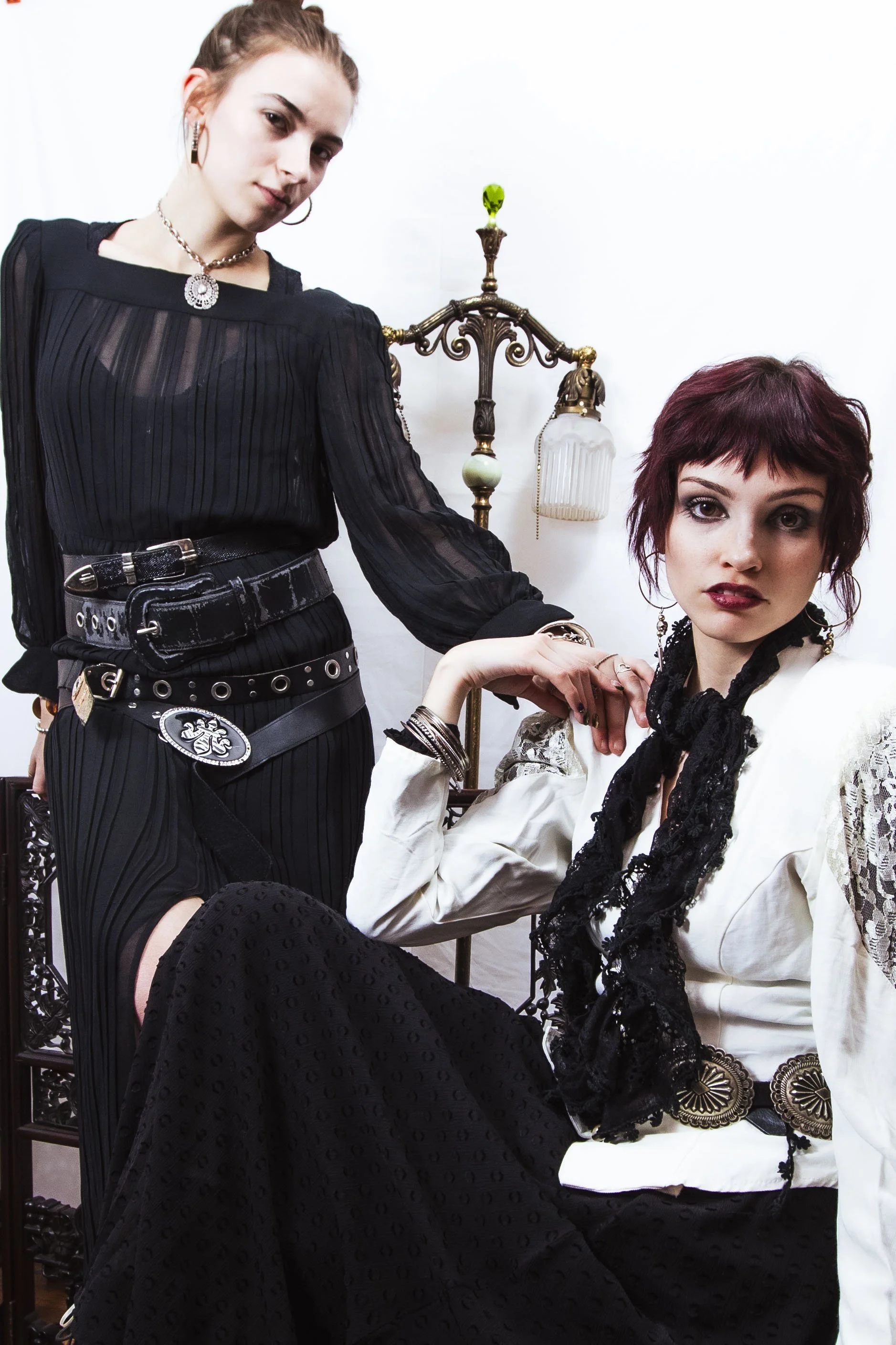 William Hohe - WILLIAMSLENSES - Sasha and Mia - Dec 2025 - Look 2 - Duo Monochromatic  - 005.jpg
