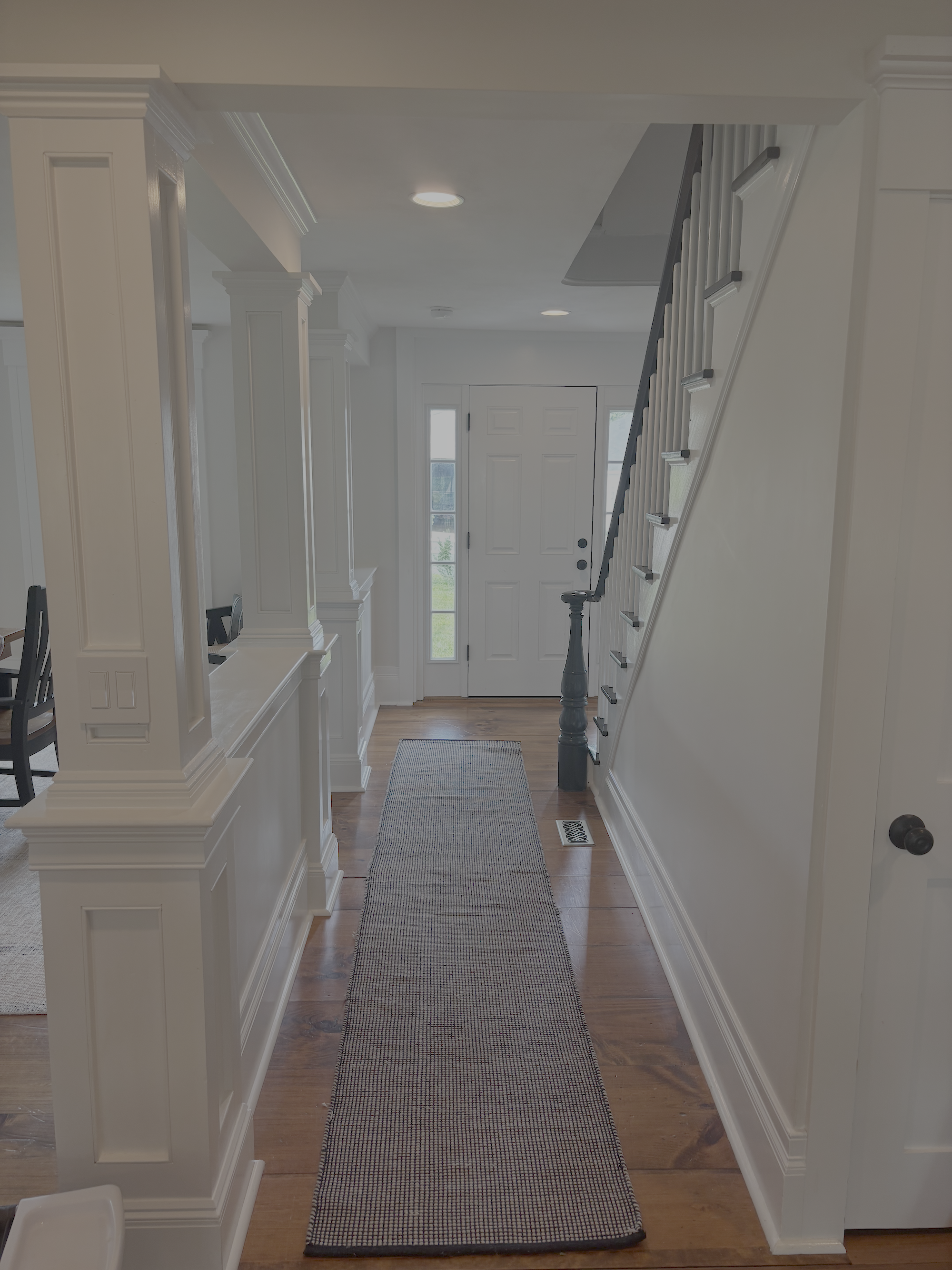 Downstairs hall.png
