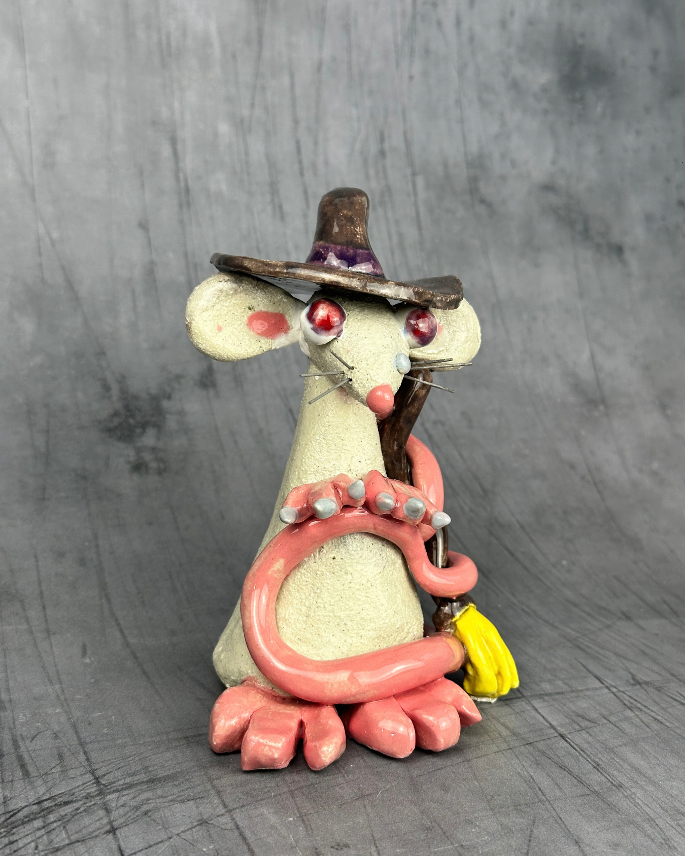 DAMAGED - White Witch Rat