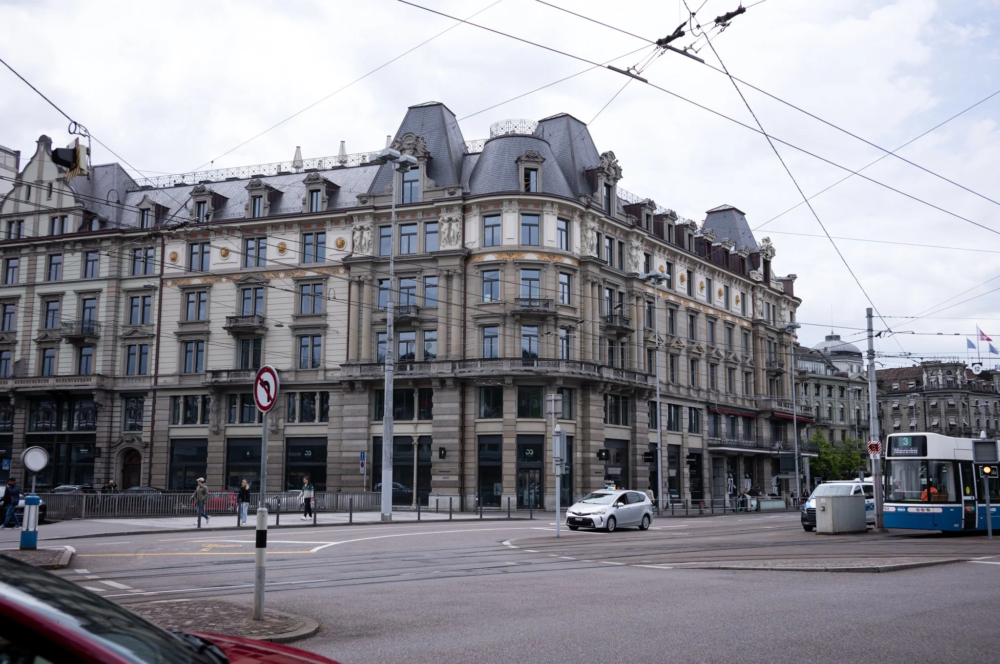 L1002518.jpg