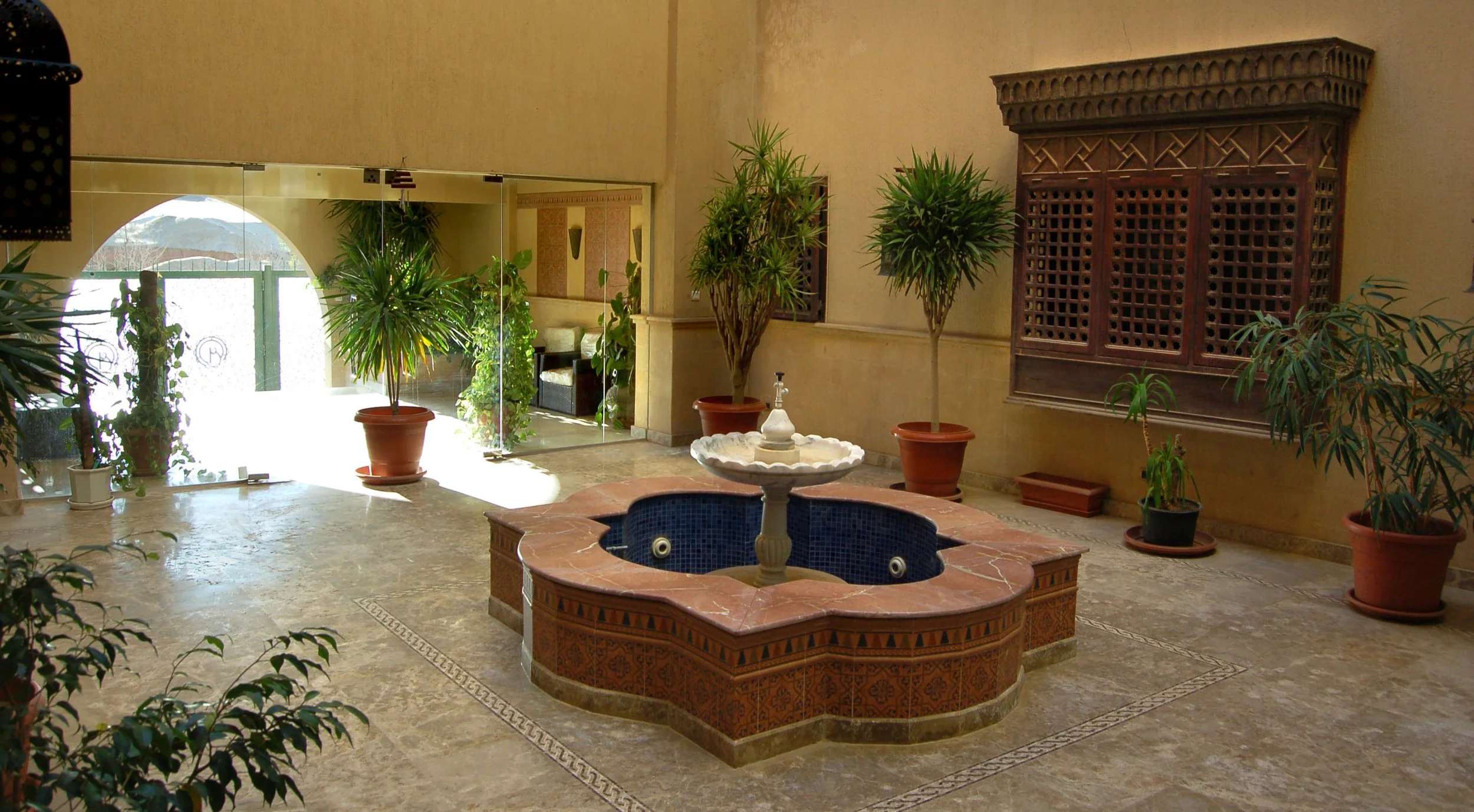 Sh02.JPG