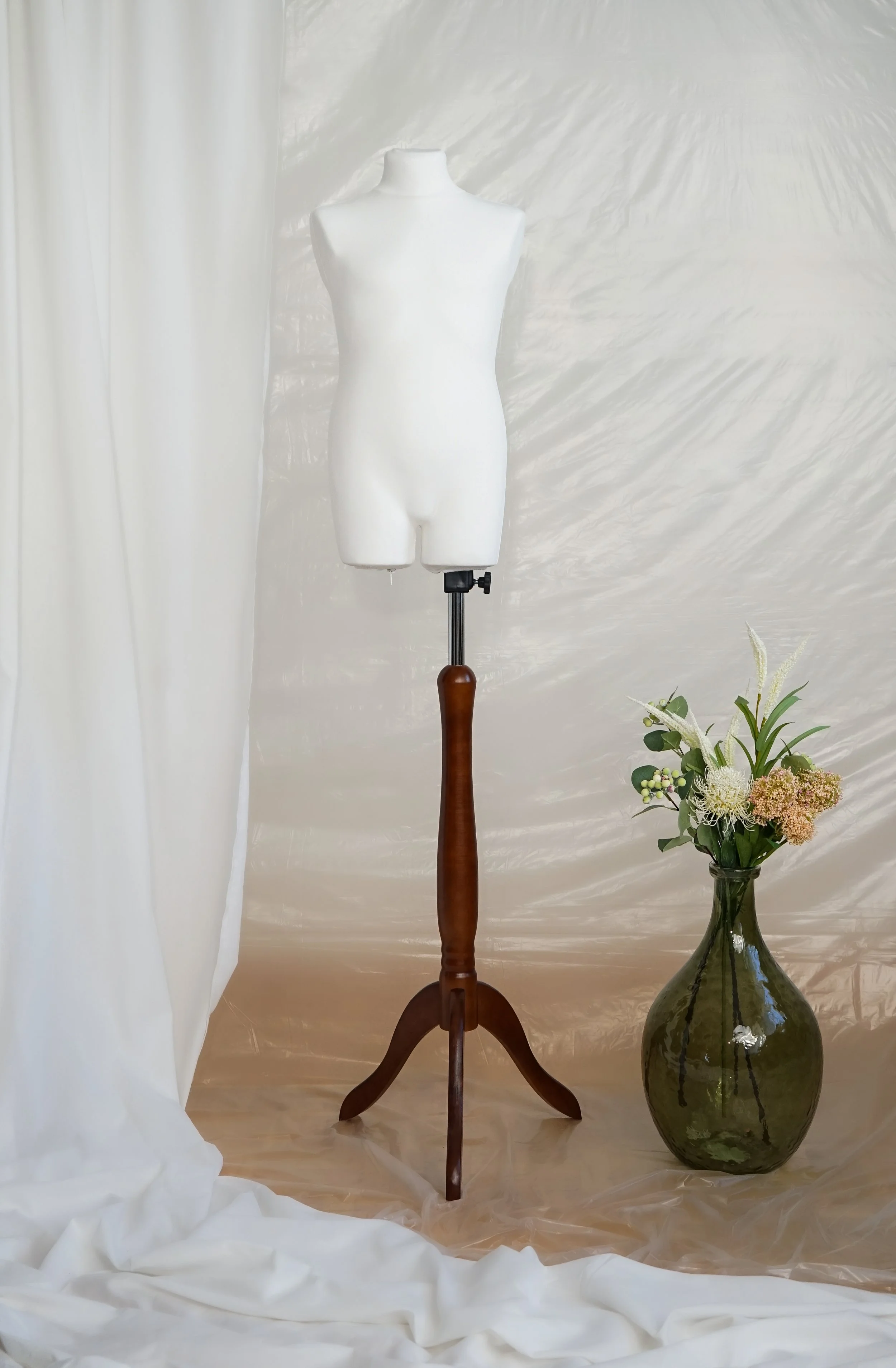 Mannequin de couture enfant, buste de couture enfant 8 à 12 ans avec housse blanche, trépied en bois