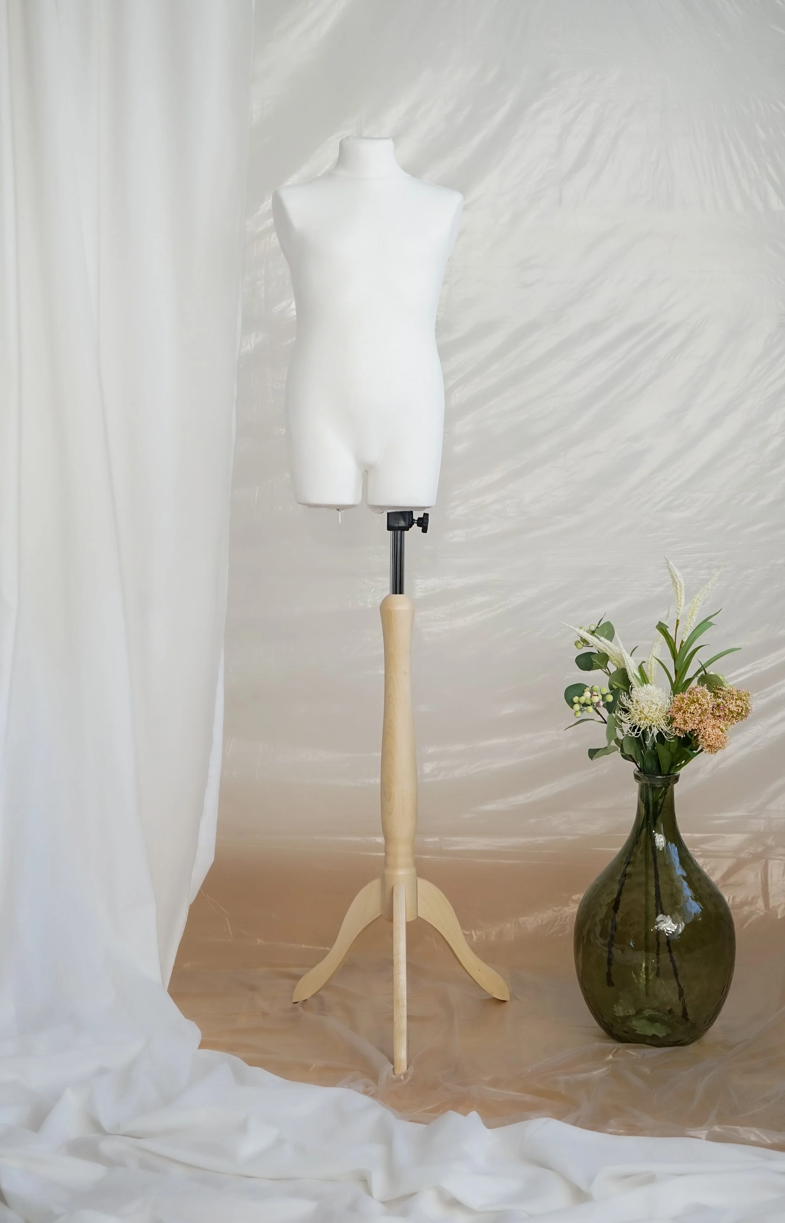 Mannequin de couture enfant, buste de couture enfant 8 à 12 ans avec housse blanche, trépied en bois