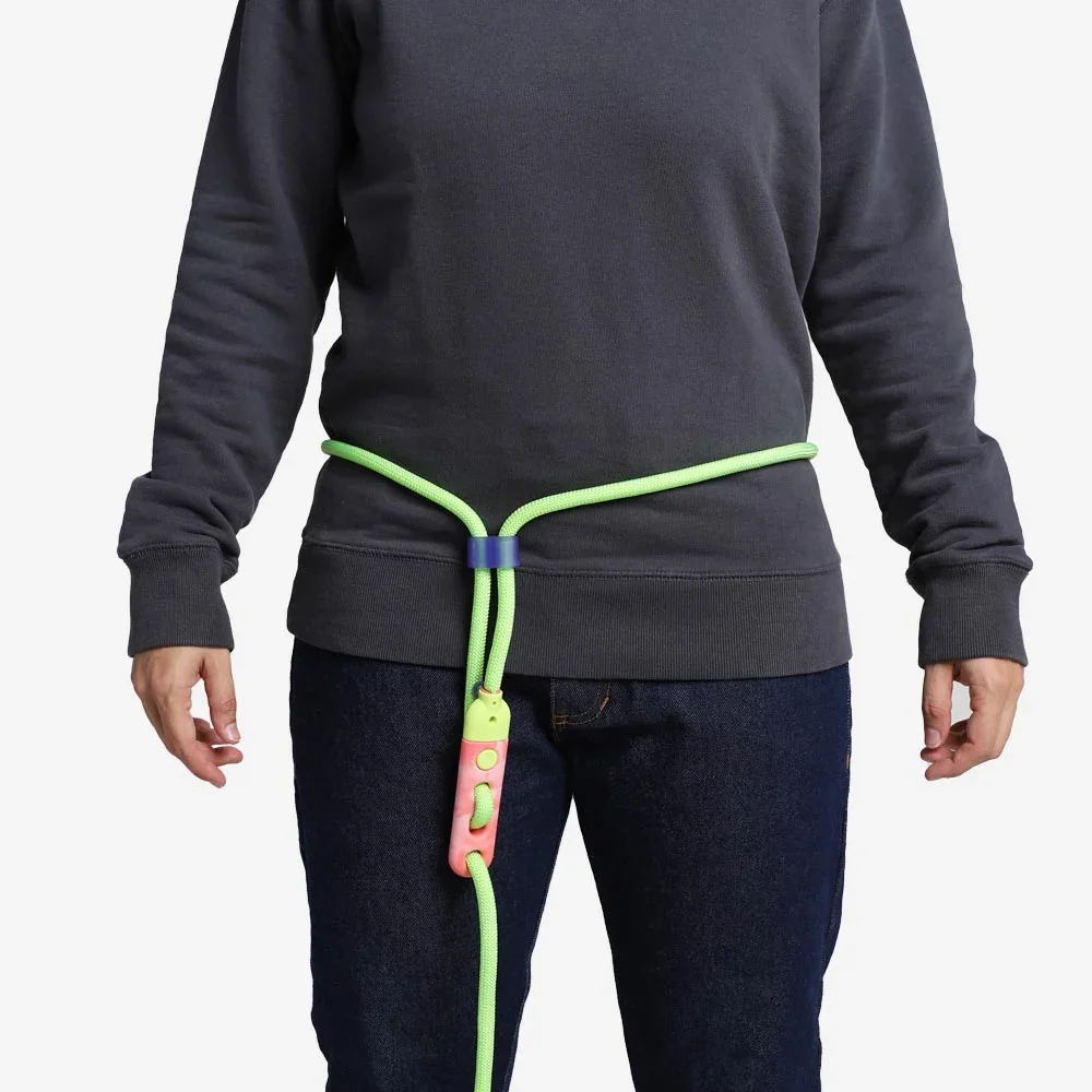 zeedog-dog-leashes-hands-free-leash-glo_main-3.webp