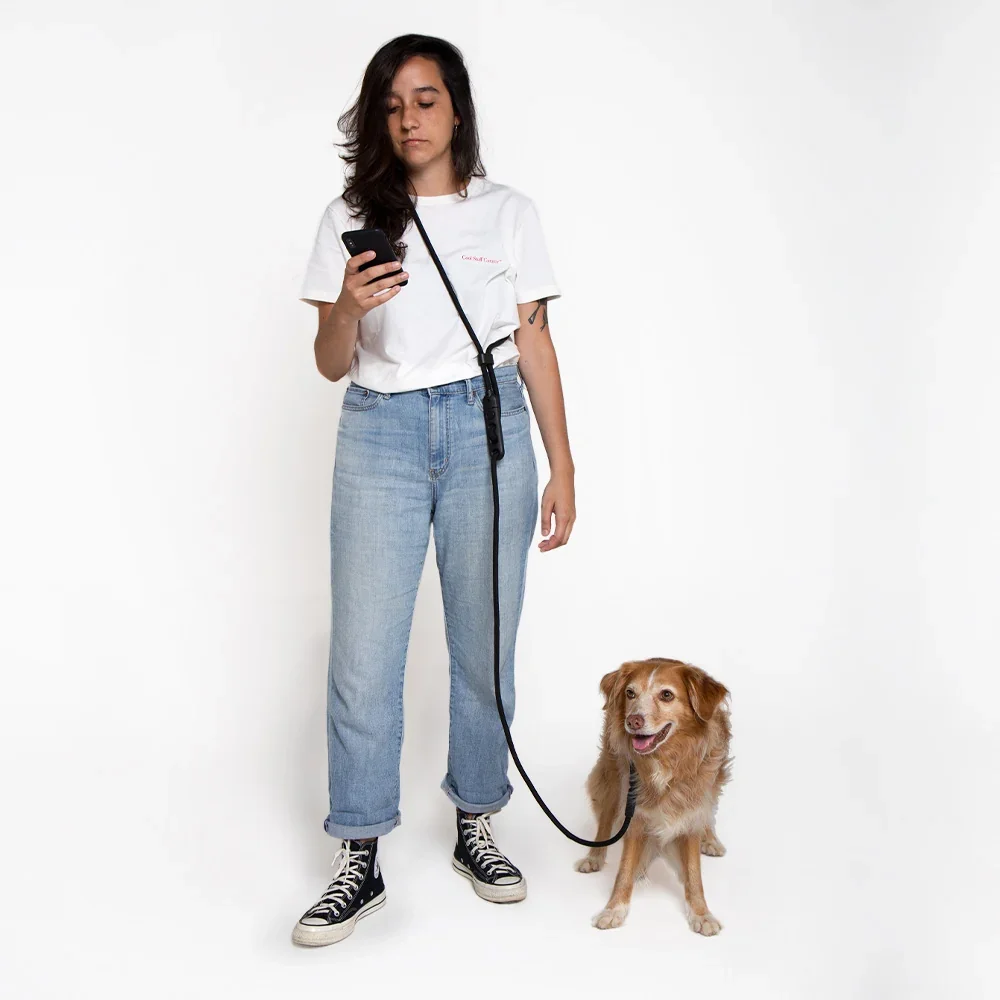 zeedog-dog-leashes-hands-free-leash-gotham_main-4_3970e1c4-a60b-47fe-bb8b-e6533c62f0b0.webp