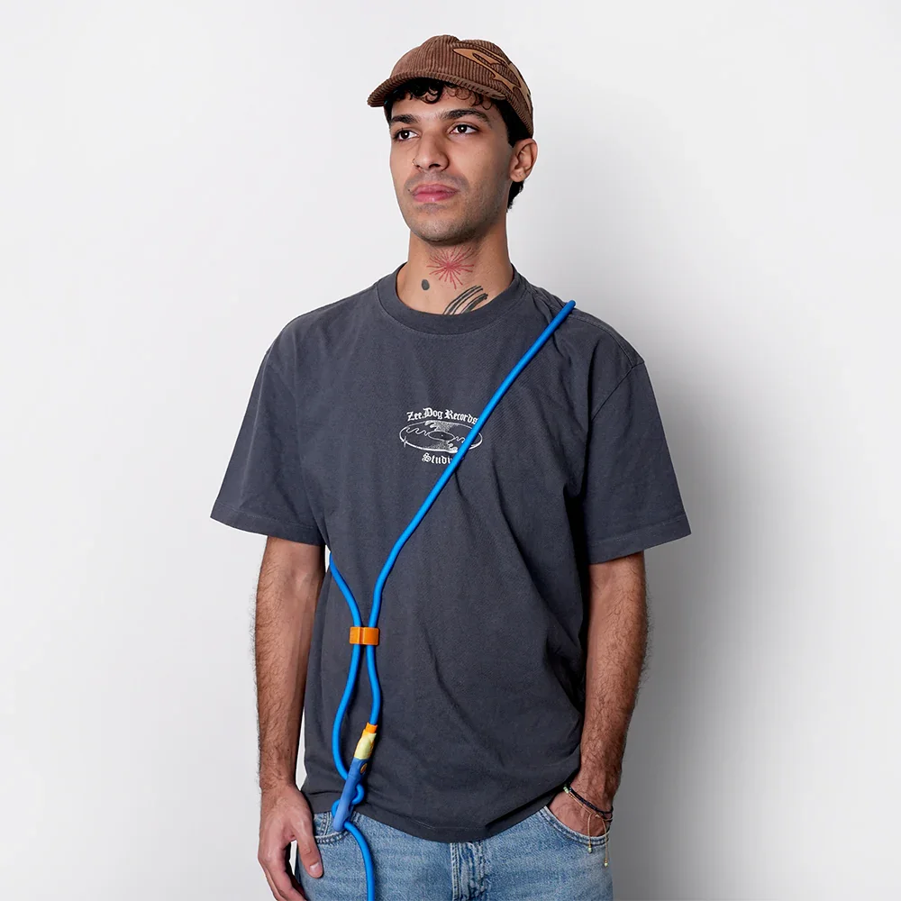 saphire-neopro-handsfree-leash-main-4.webp