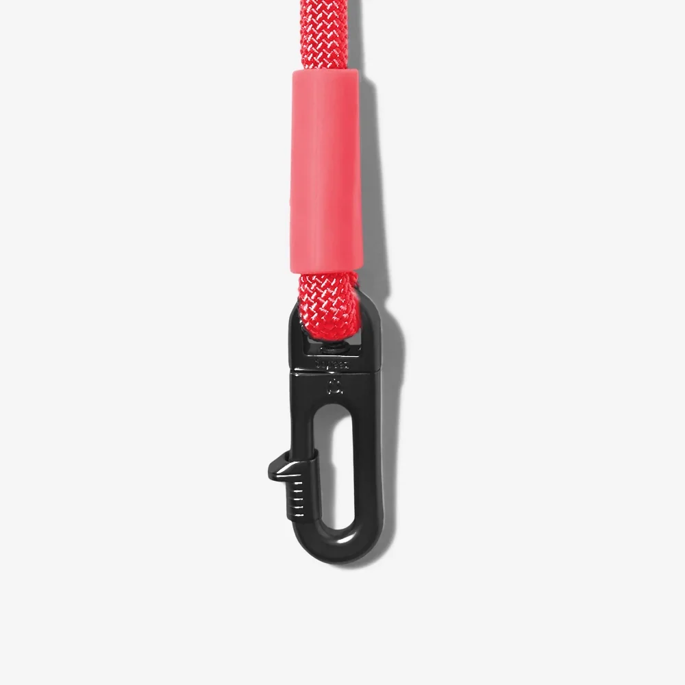zeedog-dog-leashes-hands-free-leash-neon-coral_main-8.webp