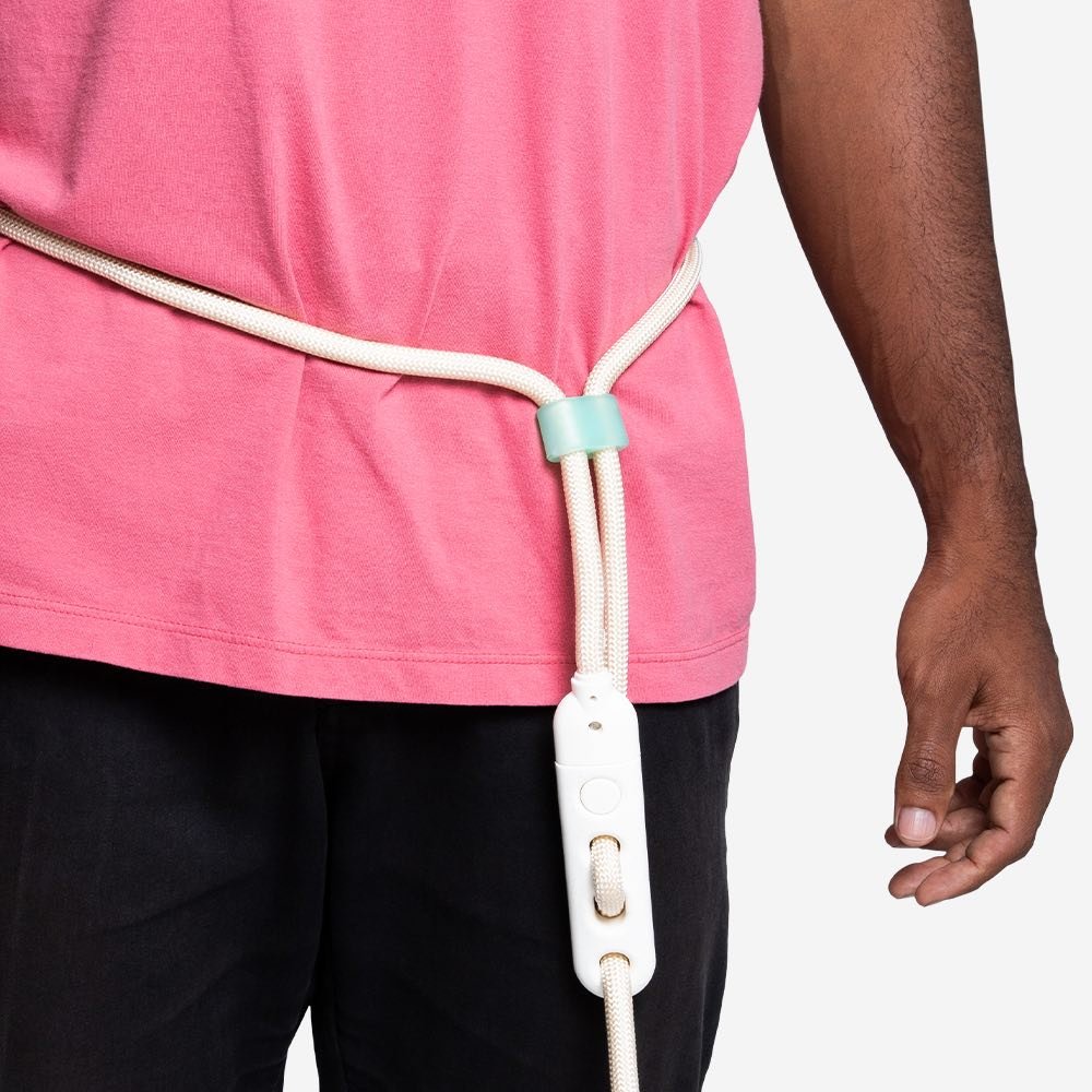 zeedog-dog-leashes-hands-free-leash-vanilla_main-3.jpg