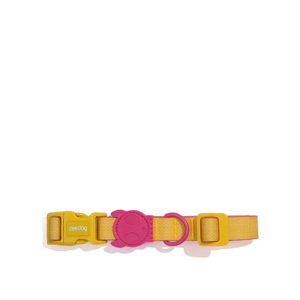 ZeeDog-Neopro-Collar-Lyra-2_vanillapup_2x_069eb5fa-f056-46d1-9425-85feaa5e5e8c.webp