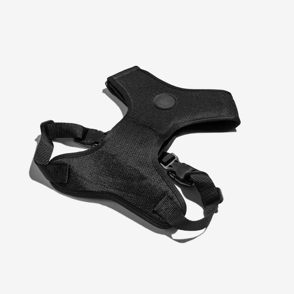 zeedog-adjustable-air-mesh-harness-gothm_main-6.jpg
