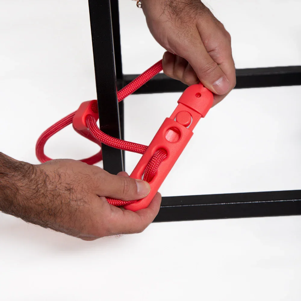 zeedog-dog-leashes-hands-free-leash-neon-coral_main-5_7d9d37ee-7eab-491f-8252-f9904571f901.webp