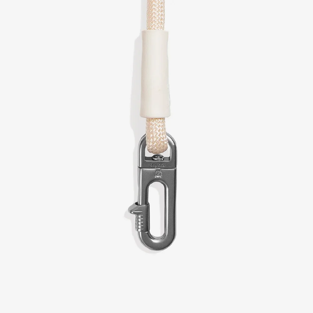 zeedog-dog-leashes-hands-free-leash-vanilla_main-6.webp
