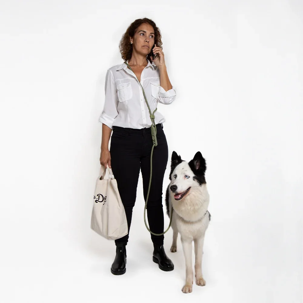 zeedog-dog-leashes-hands-free-leash-army-green_main-4.webp