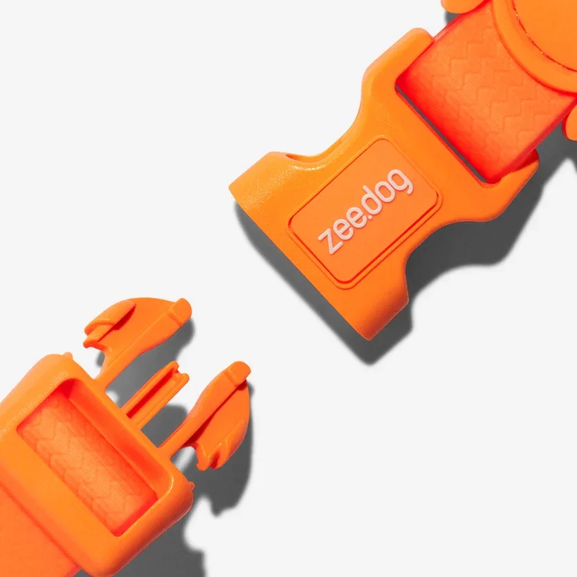 zeedog_dog_collar_neopro_tangerine_main-3.webp