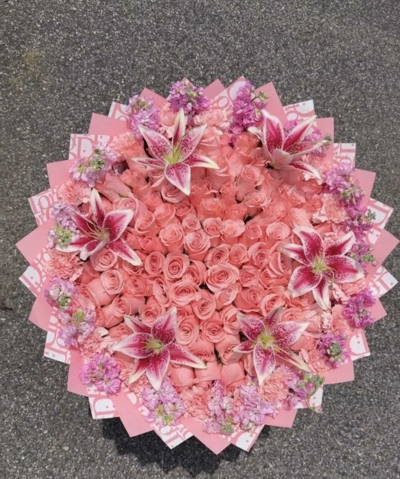100ct Rose Bouquet