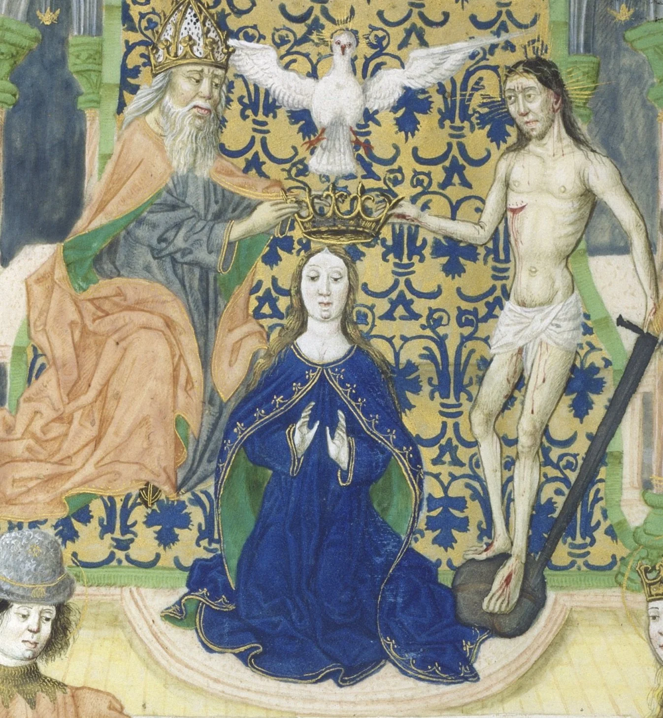 Afbeelding van een middeleeuwse religieuze schildering met God de Vader, Jezus Christus en de Heilige Geest in de vorm van een duif, met een achtergrond van een blauw en goud patroon.